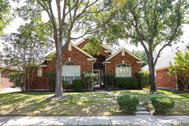 Single Family Residence For Sale