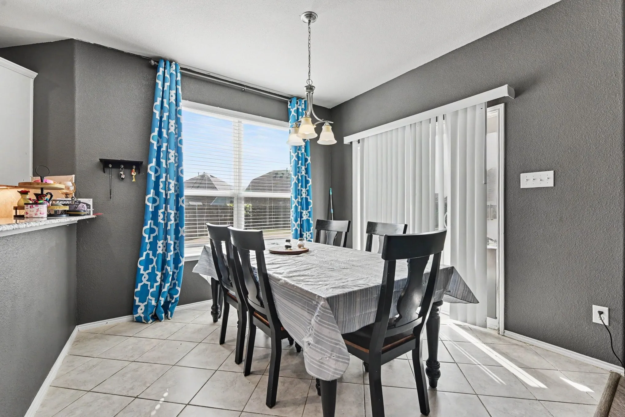 Single Family Residence For Sale in Rockwall County , 2150 Clear Branch Way, Royse City, Texas 75189, 5 Bedroom, 4 Bathroom, 2 Garage spaces, 2,490 Sqft, built in 2019, mls#21390240, Real Estate Agent in Royse City, Homes For Sale in Rockwall county, Homes For Sale in Royse City, Realtor in Royse City Texas, Real Estate Brokerage Independent Realty Texas, Luminita Cordes Realtor