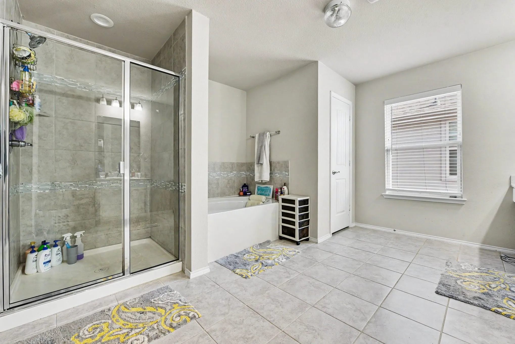 Single Family Residence For Sale in Rockwall County , 2150 Clear Branch Way, Royse City, Texas 75189, 5 Bedroom, 4 Bathroom, 2 Garage spaces, 2,490 Sqft, built in 2019, mls#21390240, Real Estate Agent in Royse City, Homes For Sale in Rockwall county, Homes For Sale in Royse City, Realtor in Royse City Texas, Real Estate Brokerage Independent Realty Texas, Luminita Cordes Realtor