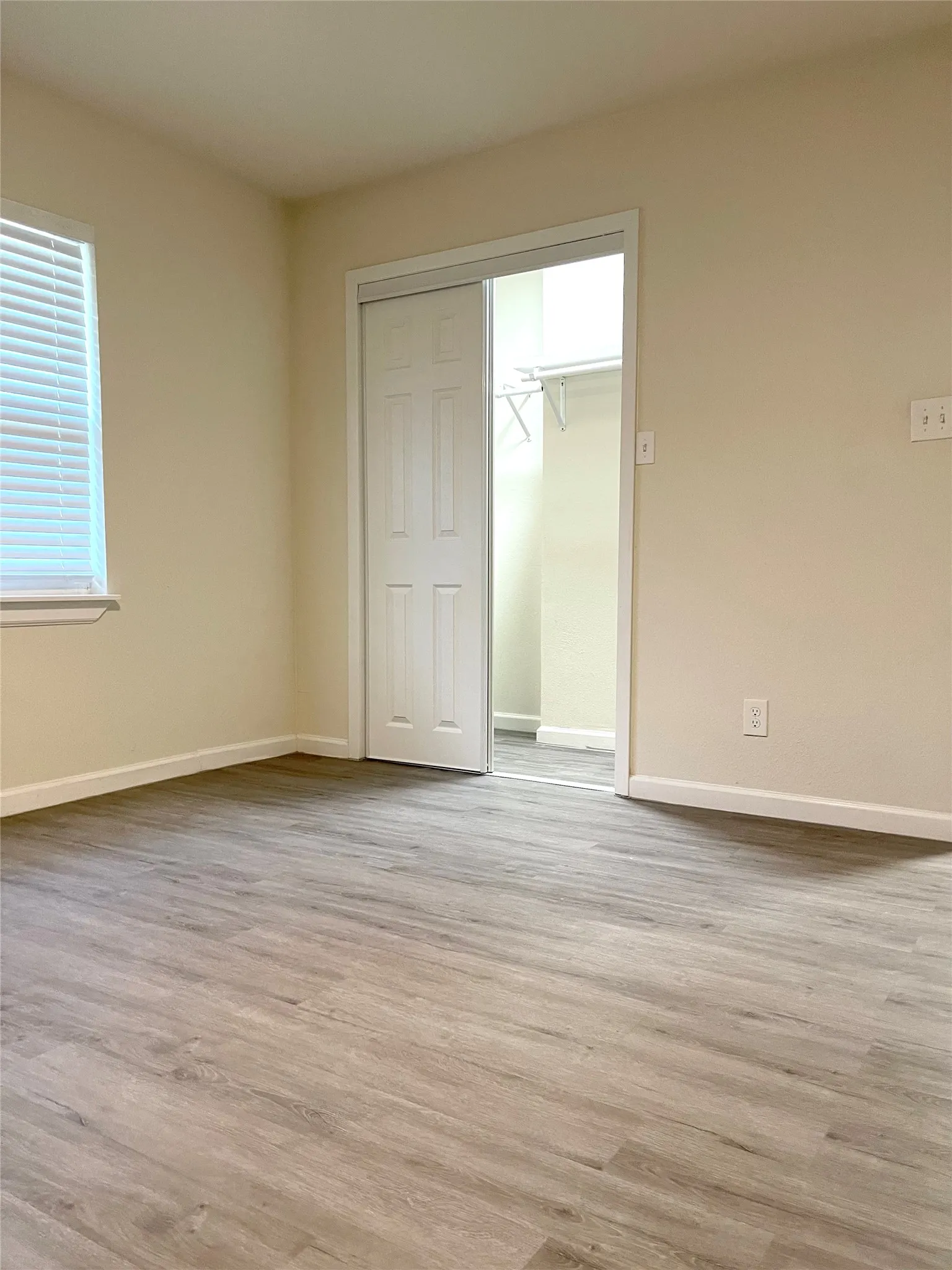 Single Family Residence For Sale in Tarrant County , 7019 Darling Street, Azle, Texas 76020, 3 Bedroom, 2 Bathroom, 2 Garage spaces, 1,470 Sqft, built in 1960, mls#21388949, Real Estate Agent in Azle, Homes For Sale in Tarrant county, Homes For Sale in Azle, Realtor in Azle Texas, Real Estate Brokerage Independent Realty Texas, Luminita Cordes Realtor