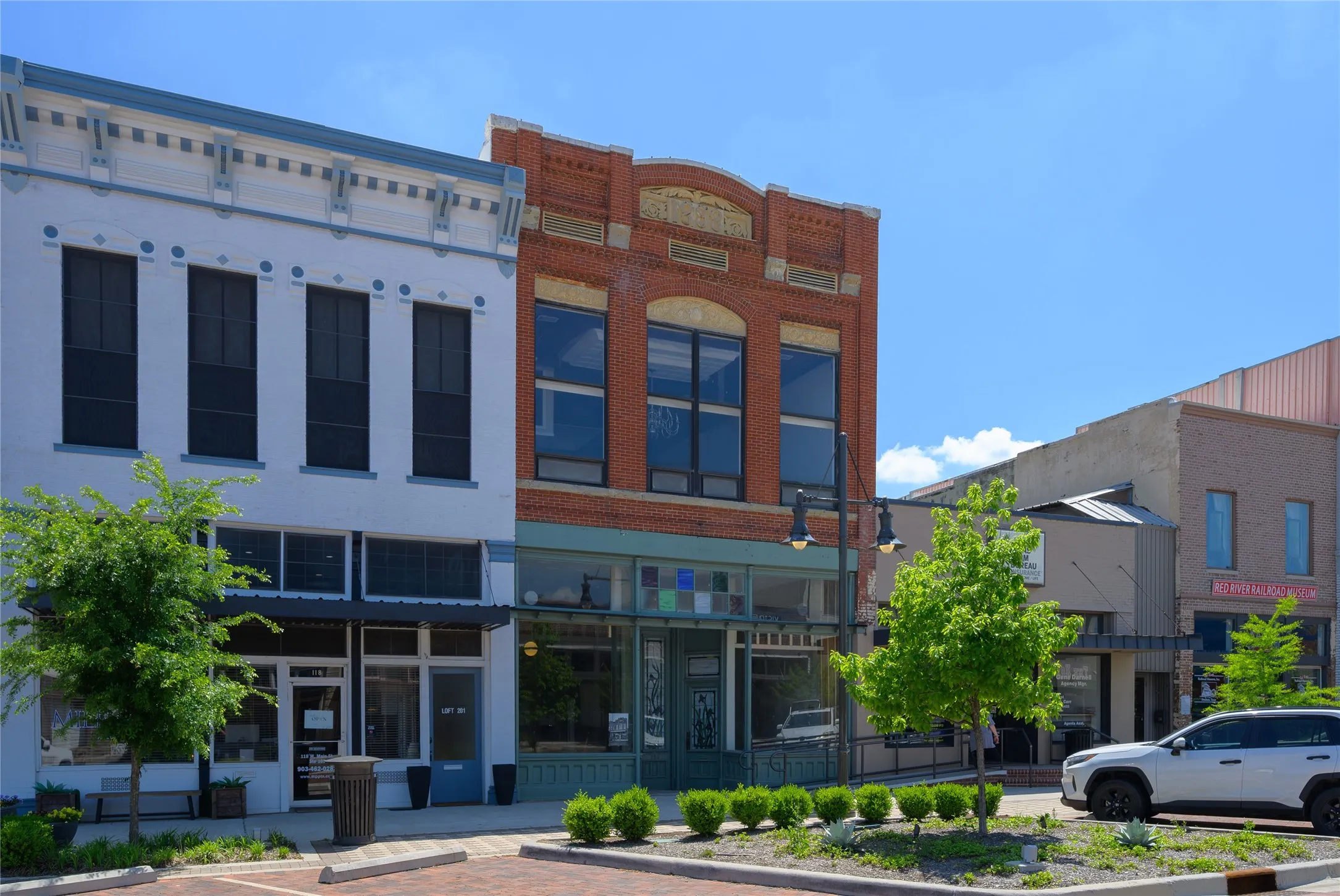 Retail For Rent in Grayson County , 120 W Main Street, Denison, Texas 75021, 0, 0, Garage spaces, 0 Sqft, built in 1898, mls#21390232, Real Estate Agent in Denison, Homes For Rent in Grayson county, Homes For Rent in Denison, Realtor in Denison Texas, Real Estate Brokerage Independent Realty Texas, Luminita Cordes Realtor