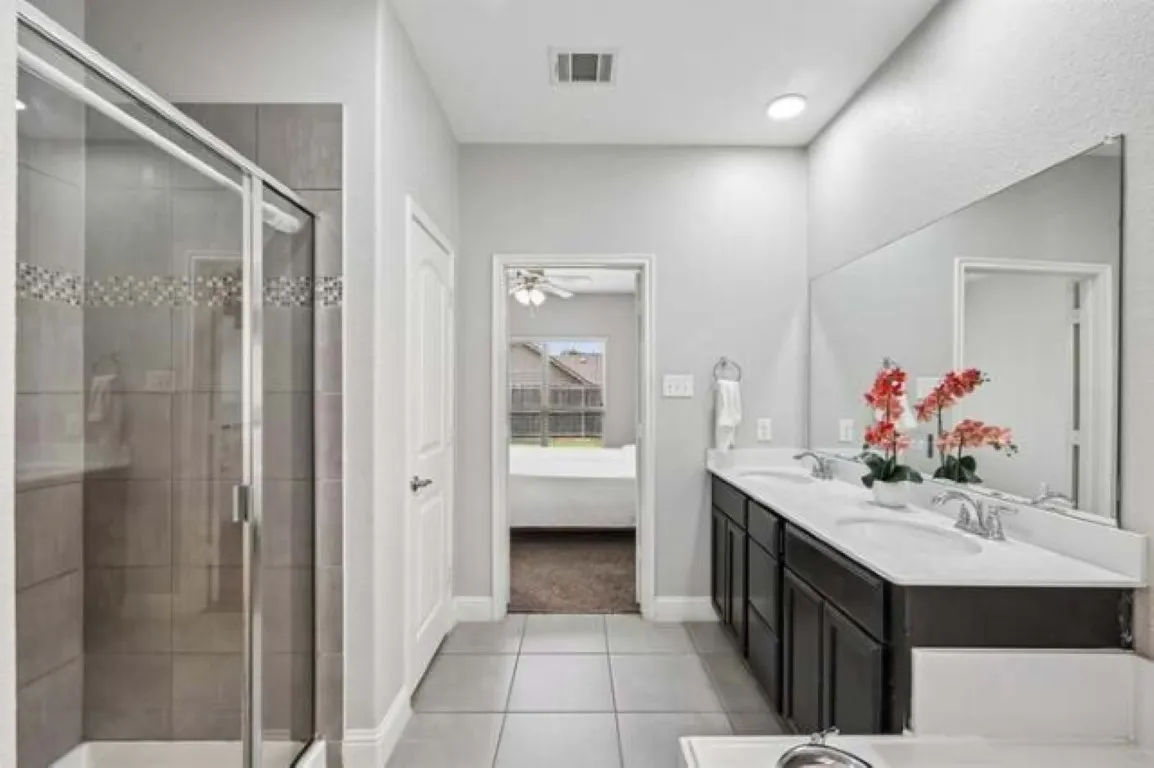 Single Family Residence For Rent in Collin County , 9920 Prairie Dog Lane, Mc Kinney, Texas 75071, 3 Bedroom, 3 Bathroom, Garage spaces, 2,223 Sqft, built in 2017, mls#21385102, Real Estate Agent in Mc Kinney, Homes For Rent in Collin county, Homes For Rent in Mc Kinney, Realtor in Mc Kinney Texas, Real Estate Brokerage Independent Realty Texas, Luminita Cordes Realtor