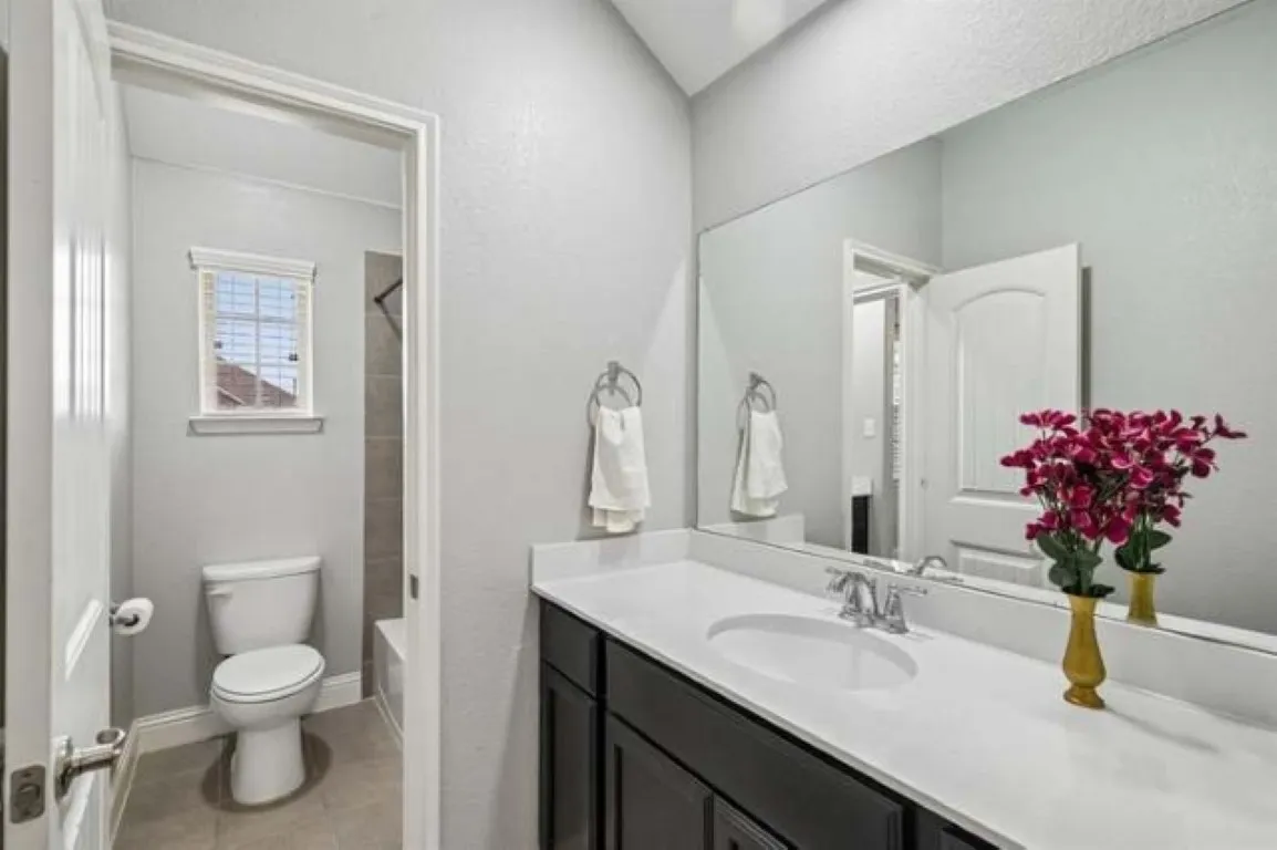 Single Family Residence For Rent in Collin County , 9920 Prairie Dog Lane, Mc Kinney, Texas 75071, 3 Bedroom, 3 Bathroom, Garage spaces, 2,223 Sqft, built in 2017, mls#21385102, Real Estate Agent in Mc Kinney, Homes For Rent in Collin county, Homes For Rent in Mc Kinney, Realtor in Mc Kinney Texas, Real Estate Brokerage Independent Realty Texas, Luminita Cordes Realtor