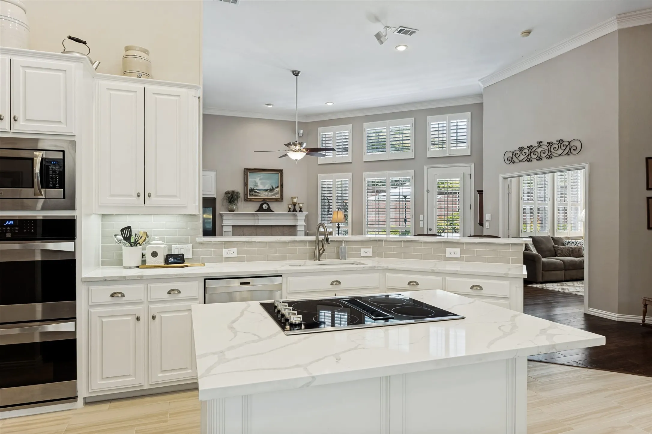 Single Family Residence For Sale in Dallas County , 7514 Spicewood Drive, Garland, Texas 75044, 3 Bedroom, 3 Bathroom, 2 Garage spaces, 2,623 Sqft, built in 2001, mls#21383805, Real Estate Agent in Garland, Homes For Sale in Dallas county, Homes For Sale in Garland, Realtor in Garland Texas, Real Estate Brokerage Independent Realty Texas, Luminita Cordes Realtor
