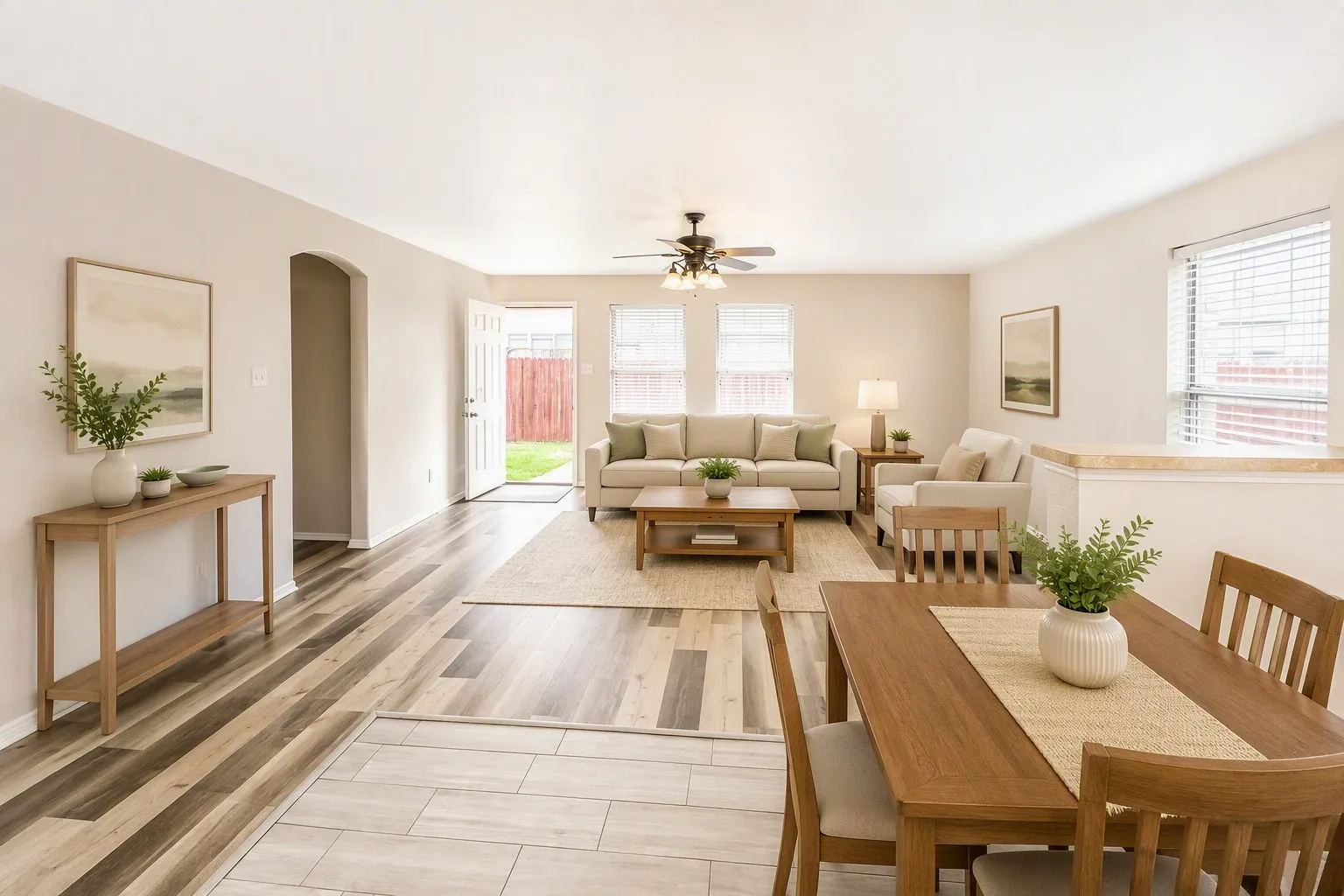 Single Family Residence For Sale in Tarrant County , 10445 Hideaway Trail, Fort Worth, Texas 76131, 3 Bedroom, 2 Bathroom, 2 Garage spaces, 1,545 Sqft, built in 2005, mls#21390021, Real Estate Agent in Fort Worth, Homes For Sale in Tarrant county, Homes For Sale in Fort Worth, Realtor in Fort Worth Texas, Real Estate Brokerage Independent Realty Texas, Luminita Cordes Realtor