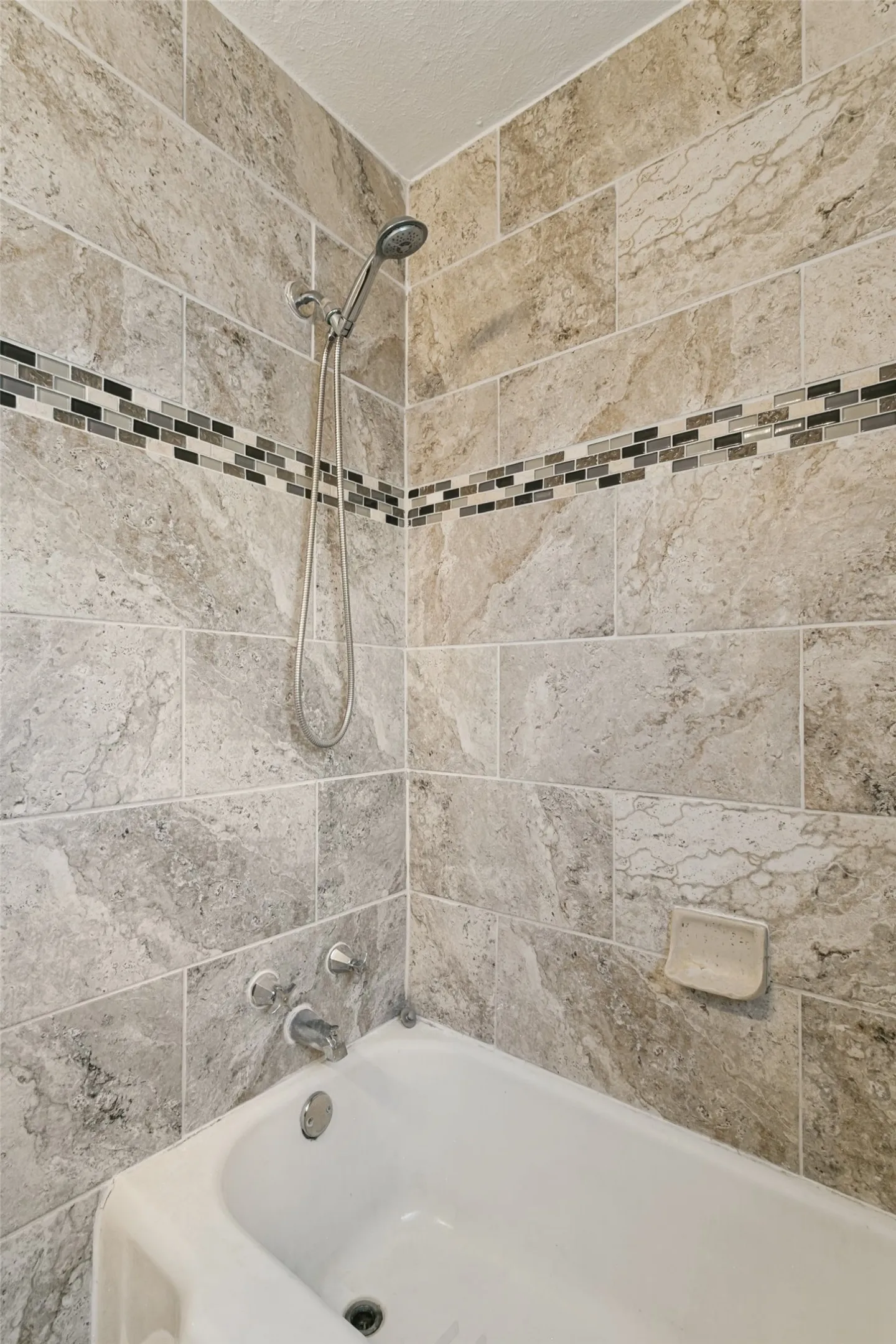 Single Family Residence For Sale in Tarrant County , 4925 Pershing Avenue, Fort Worth, Texas 76107, 3 Bedroom, 2 Bathroom, Garage spaces, 1,100 Sqft, built in 1943, mls#21389741, Real Estate Agent in Fort Worth, Homes For Sale in Tarrant county, Homes For Sale in Fort Worth, Realtor in Fort Worth Texas, Real Estate Brokerage Independent Realty Texas, Luminita Cordes Realtor