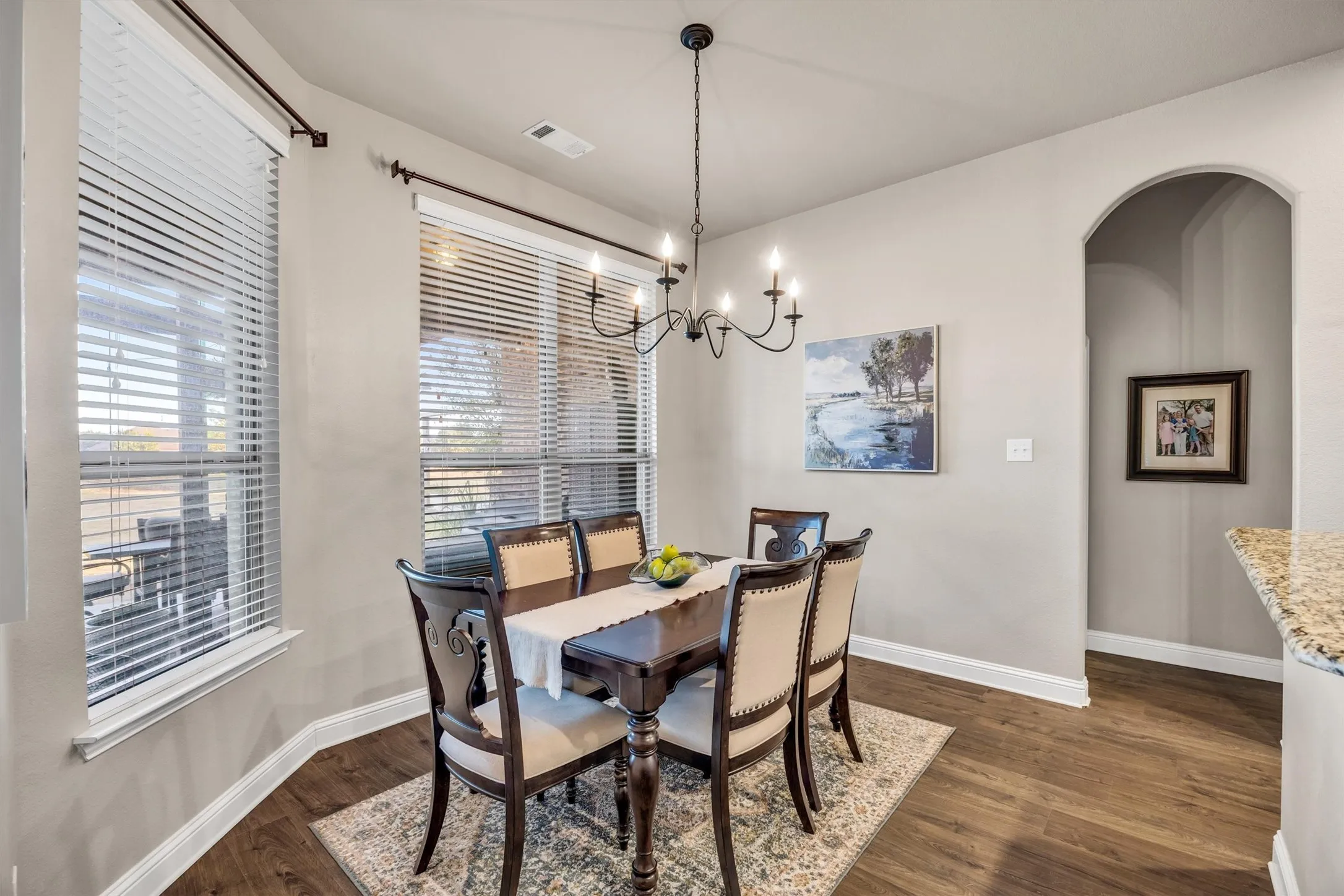 Single Family Residence For Sale in Kaufman County , 2231 Riverside Drive, Kaufman, Texas 75142, 4 Bedroom, 3 Bathroom, 3 Garage spaces, 2,554 Sqft, built in 2016, mls#21389552, Real Estate Agent in Kaufman, Homes For Sale in Kaufman county, Homes For Sale in Kaufman, Realtor in Kaufman Texas, Real Estate Brokerage Independent Realty Texas, Luminita Cordes Realtor