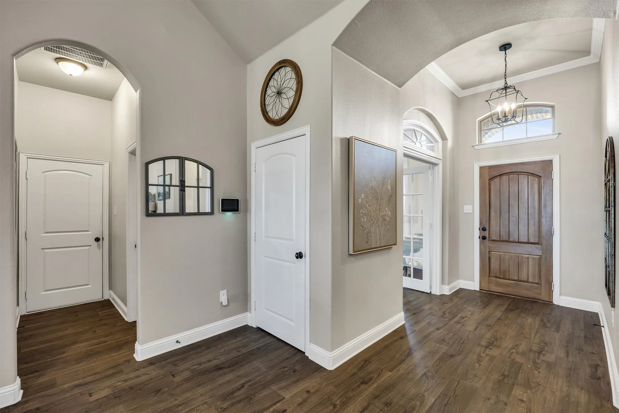 Single Family Residence For Sale in Kaufman County , 2231 Riverside Drive, Kaufman, Texas 75142, 4 Bedroom, 3 Bathroom, 3 Garage spaces, 2,554 Sqft, built in 2016, mls#21389552, Real Estate Agent in Kaufman, Homes For Sale in Kaufman county, Homes For Sale in Kaufman, Realtor in Kaufman Texas, Real Estate Brokerage Independent Realty Texas, Luminita Cordes Realtor