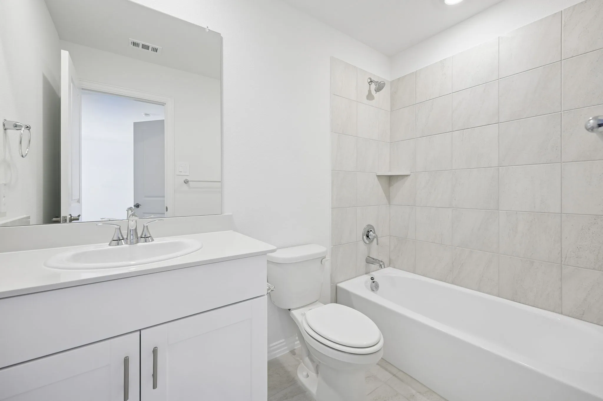 Photo is not of the actual home, but is an inspirational photo of builder’s model home and may depict options, furnishings, and/or decorator features that are not included.