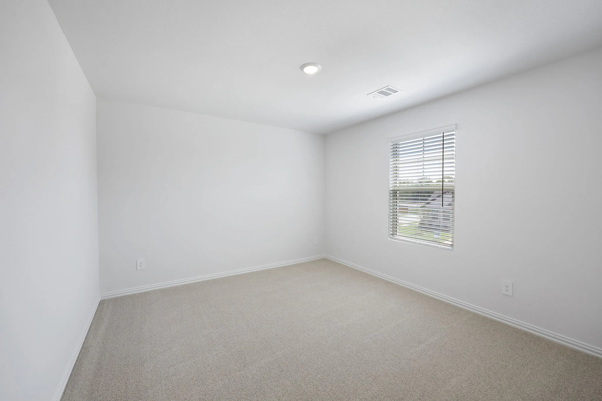 Photo is not of the actual home, but is an inspirational photo of builder’s model home and may depict options, furnishings, and/or decorator features that are not included.