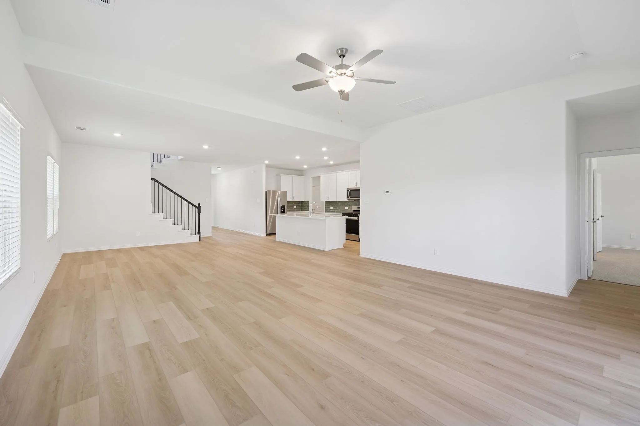 Photo is not of the actual home, but is an inspirational photo of builder’s model home and may depict options, furnishings, and/or decorator features that are not included.

