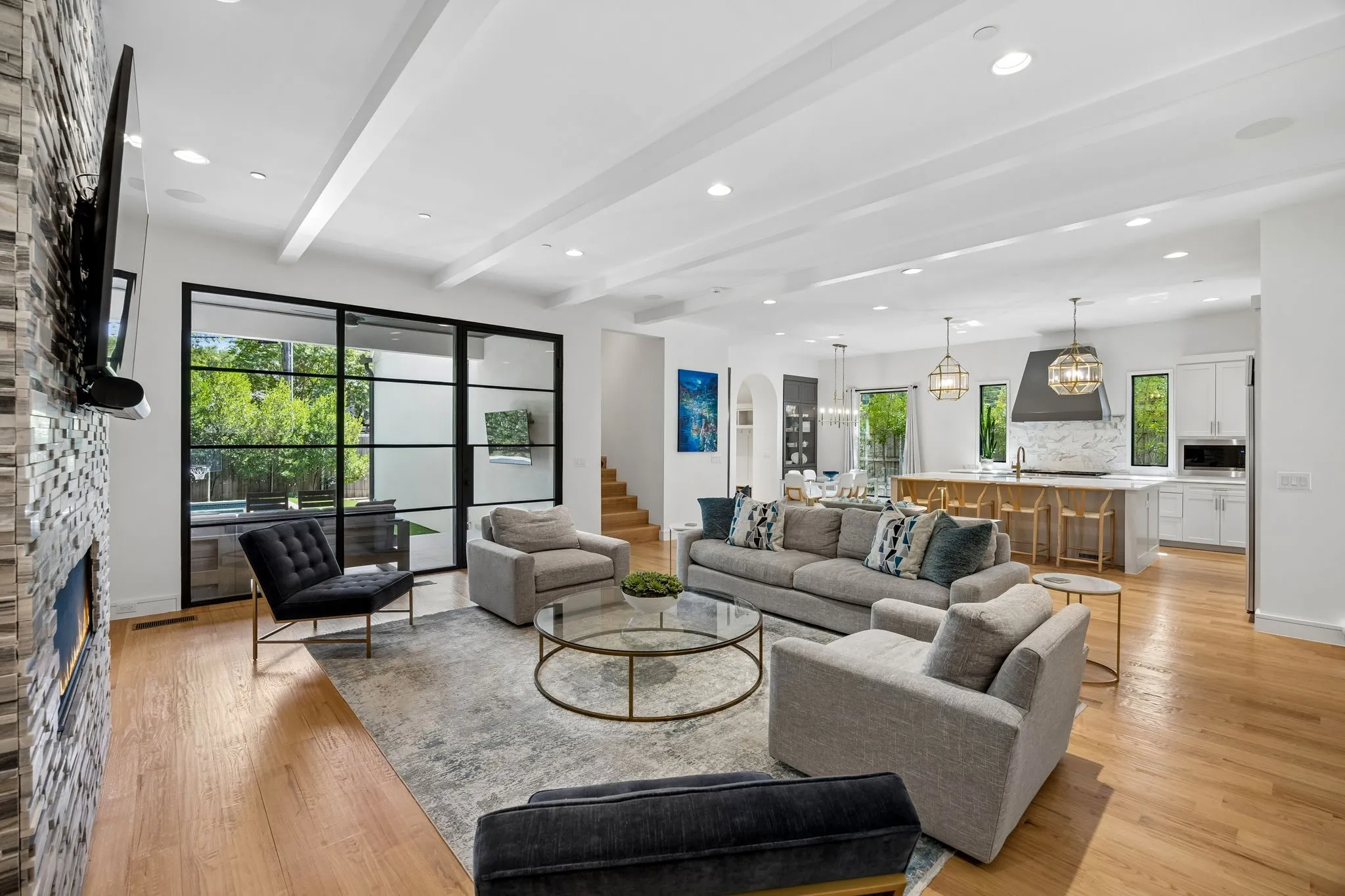 4437 Grassmere - Tom Hughes Team - Living Room