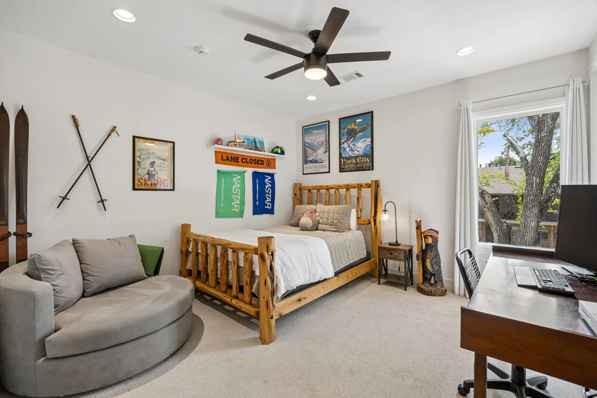 4437 Grassmere - Tom Hughes Team - Secondary Bedroom