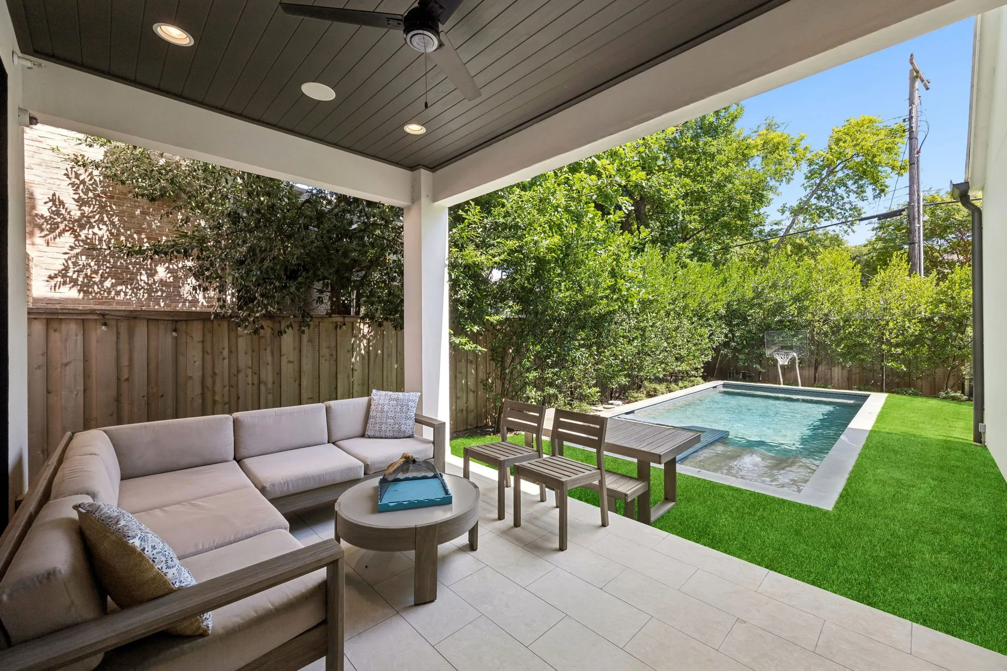 4437 Grassmere - Tom Hughes Team - Outdoor Covered Patio