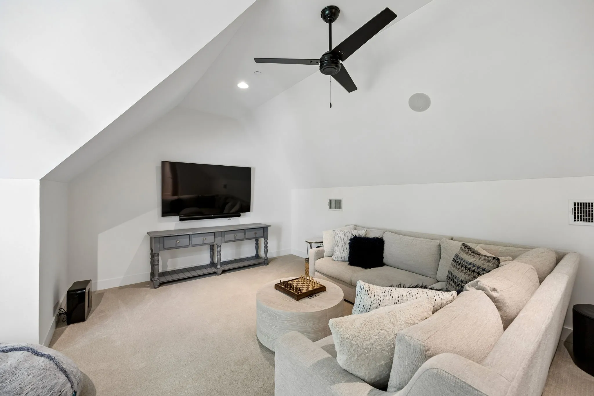 4437 Grassmere - Tom Hughes Team - Second Floor Flex Space