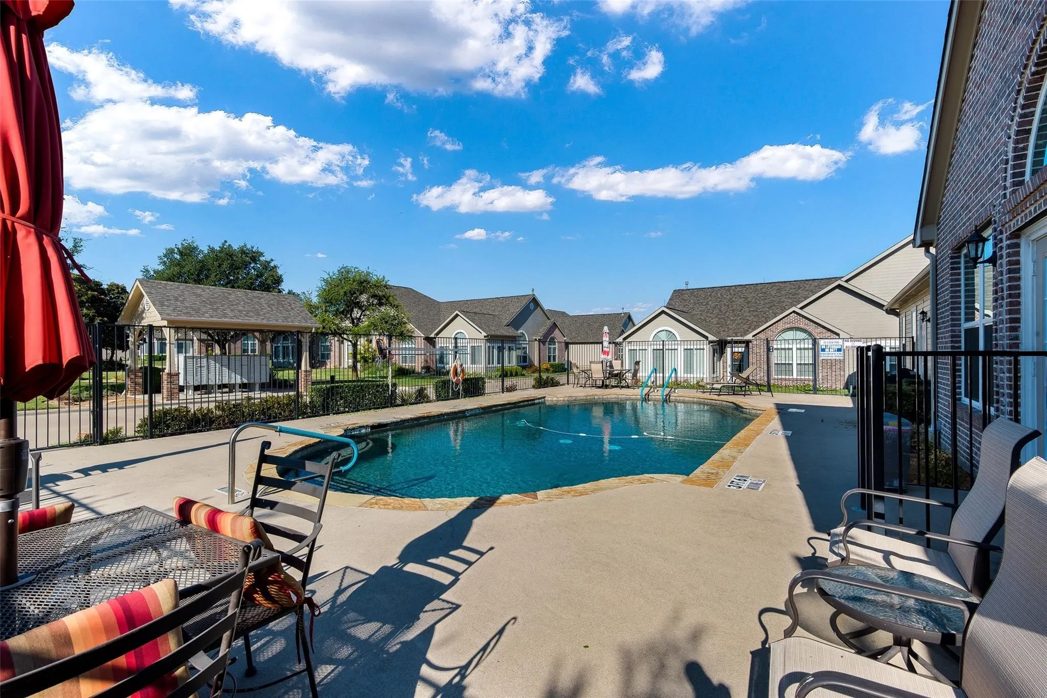 Condominium For Sale in Denton County , 2601 Marsh Lane 293, Plano, Texas 75093, 3 Bedroom, 3 Bathroom, 2 Garage spaces, 1,899 Sqft, built in 2005, mls#21389306, Real Estate Agent in Plano, Homes For Sale in Denton county, Homes For Sale in Plano, Realtor in Plano Texas, Real Estate Brokerage Independent Realty Texas, Luminita Cordes Realtor