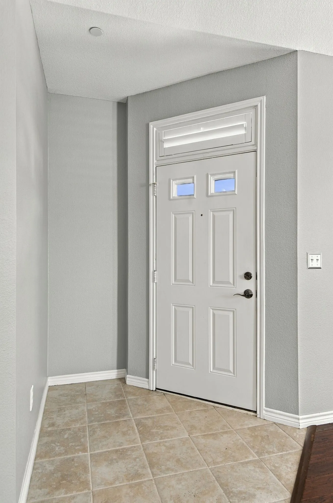 Front doorway Entry