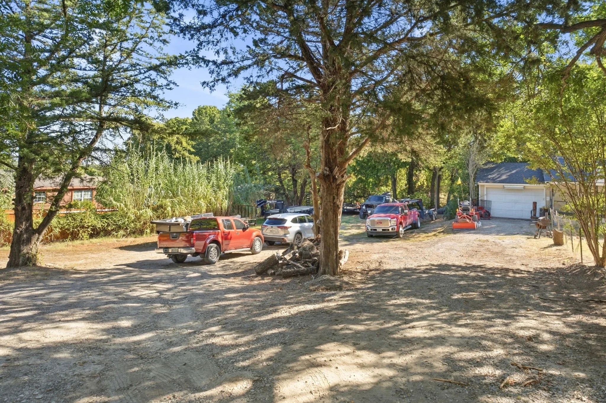 Single Family Residence For Sale in Grayson County , 58 Wolf Front Road, Van Alstyne, Texas 75495, 3 Bedroom, 1 Bathroom, 1 Garage spaces, 1,056 Sqft, built in 1983, mls#21389771, Real Estate Agent in Van Alstyne, Homes For Sale in Grayson county, Homes For Sale in Van Alstyne, Realtor in Van Alstyne Texas, Real Estate Brokerage Independent Realty Texas, Luminita Cordes Realtor