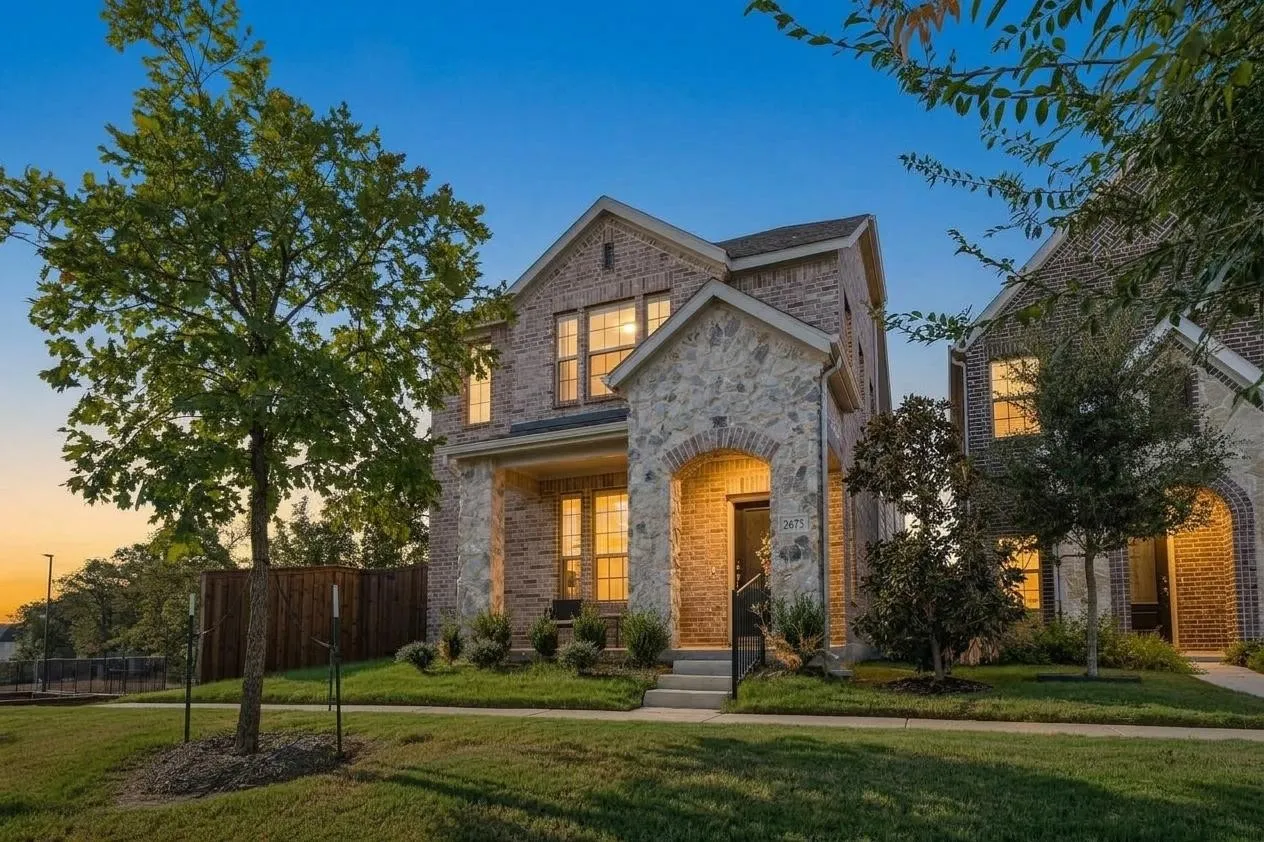 Single Family Residence For Sale in Denton County , 2673 Kings Canyon Mews, Corinth, Texas 76210, 4 Bedroom, 3 Bathroom, 2 Garage spaces, 2,476 Sqft, built in 2023, mls#21390013, Real Estate Agent in Corinth, Homes For Sale in Denton county, Homes For Sale in Corinth, Realtor in Corinth Texas, Real Estate Brokerage Independent Realty Texas, Luminita Cordes Realtor