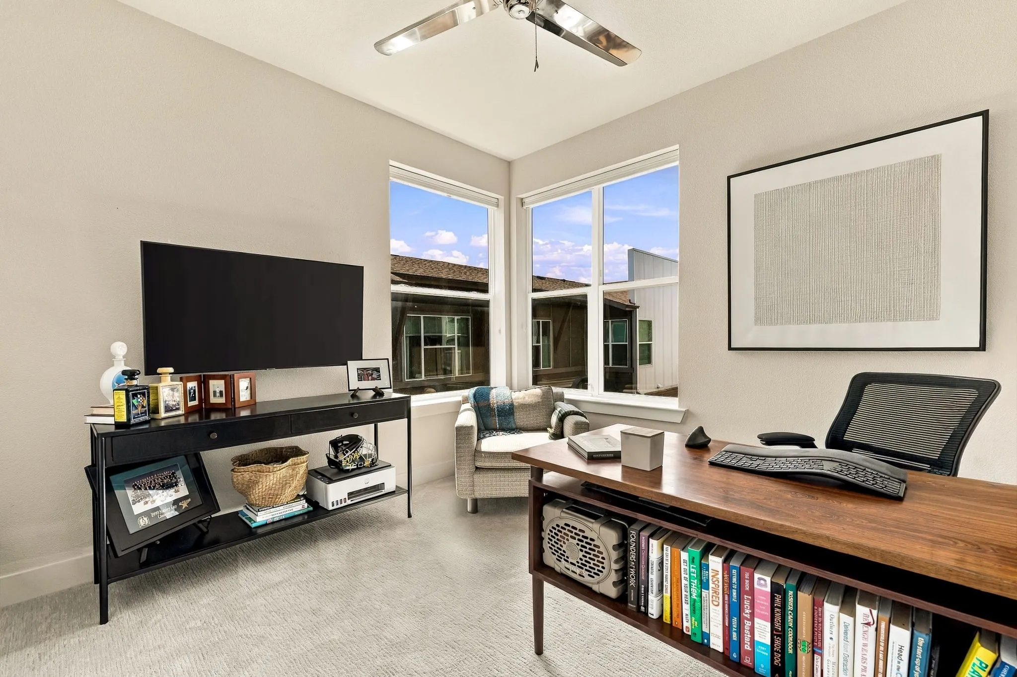 Townhouse For Sale in Dallas County , 2472 Thatcher Drive, Dallas, Texas 75206, 3 Bedroom, 4 Bathroom, 2 Garage spaces, 2,015 Sqft, built in 2014, mls#21389345, Real Estate Agent in Dallas, Homes For Sale in Dallas county, Homes For Sale in Dallas, Realtor in Dallas Texas, Real Estate Brokerage Independent Realty Texas, Luminita Cordes Realtor