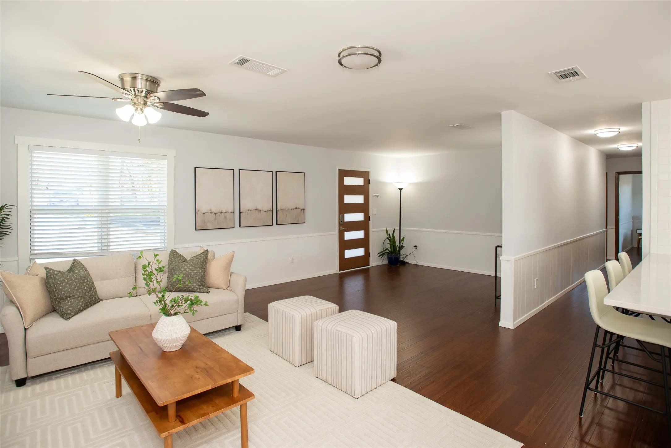 Single Family Residence For Sale in Henderson County , 117 Joy Lane, Gun Barrel City, Texas 75156, 3 Bedroom, 2 Bathroom, Garage spaces, 1,630 Sqft, built in 0, mls#21390175, Real Estate Agent in Gun Barrel City, Homes For Sale in Henderson county, Homes For Sale in Gun Barrel City, Realtor in Gun Barrel City Texas, Real Estate Brokerage Independent Realty Texas, Luminita Cordes Realtor