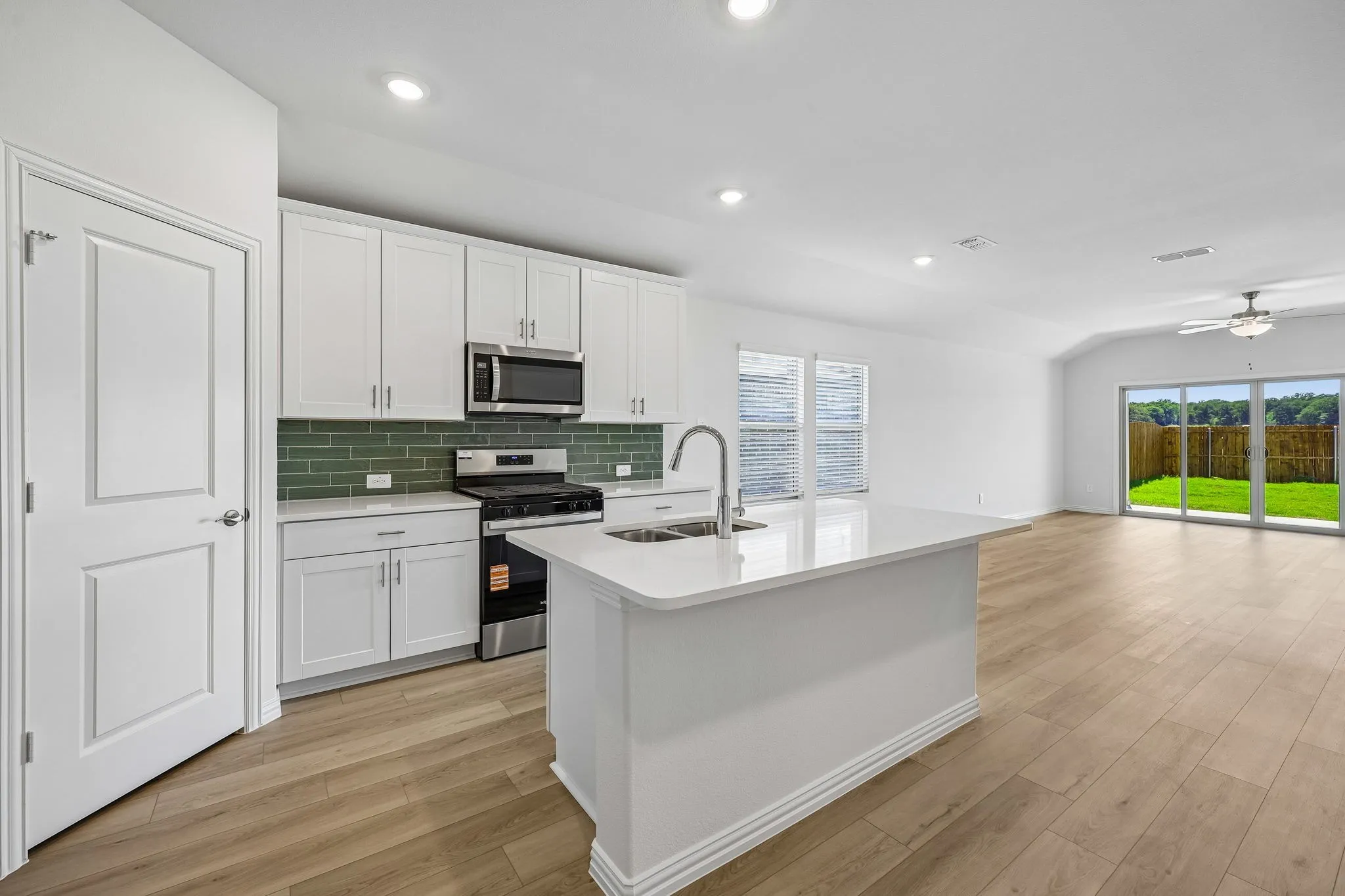 Photo is not of the actual home, but is an inspirational photo of builder’s model home and may depict options, furnishings, and/or decorator features that are not included.