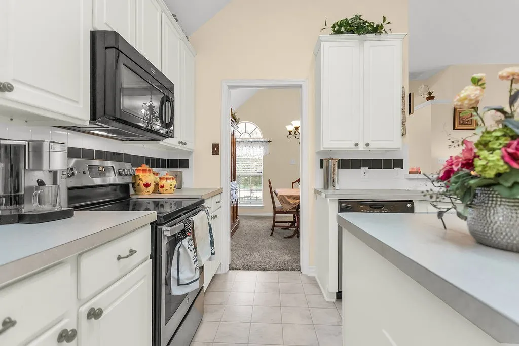 Single Family Residence For Sale in Collin County , 8433 Pipe Stone Drive, Plano, Texas 75025, 3 Bedroom, 2 Bathroom, 2 Garage spaces, 1,719 Sqft, built in 1997, mls#21390226, Real Estate Agent in Plano, Homes For Sale in Collin county, Homes For Sale in Plano, Realtor in Plano Texas, Real Estate Brokerage Independent Realty Texas, Luminita Cordes Realtor
