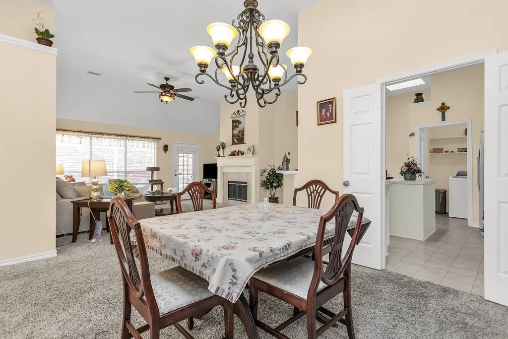 Single Family Residence For Sale in Collin County , 8433 Pipe Stone Drive, Plano, Texas 75025, 3 Bedroom, 2 Bathroom, 2 Garage spaces, 1,719 Sqft, built in 1997, mls#21390226, Real Estate Agent in Plano, Homes For Sale in Collin county, Homes For Sale in Plano, Realtor in Plano Texas, Real Estate Brokerage Independent Realty Texas, Luminita Cordes Realtor