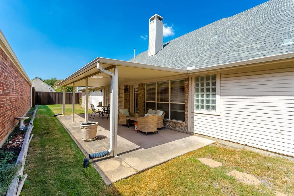 Single Family Residence For Sale in Collin County , 8433 Pipe Stone Drive, Plano, Texas 75025, 3 Bedroom, 2 Bathroom, 2 Garage spaces, 1,719 Sqft, built in 1997, mls#21390226, Real Estate Agent in Plano, Homes For Sale in Collin county, Homes For Sale in Plano, Realtor in Plano Texas, Real Estate Brokerage Independent Realty Texas, Luminita Cordes Realtor