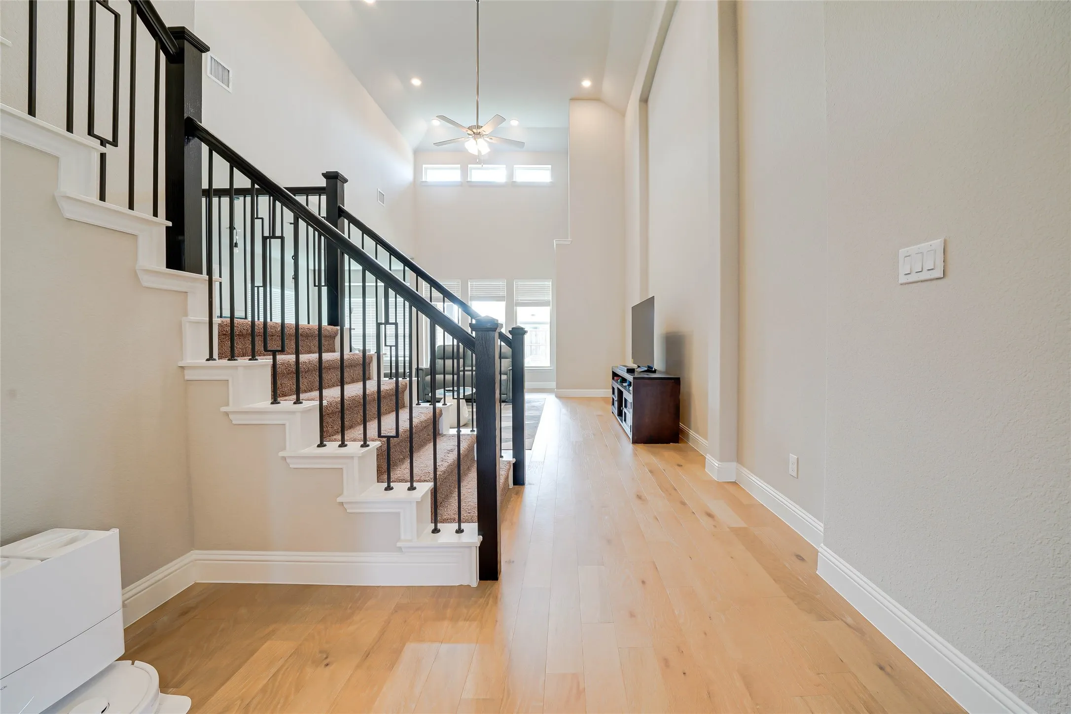 Single Family Residence For Rent in Rockwall County , 707 Gatecrest Drive, Fate, Texas 75087, 4 Bedroom, 3 Bathroom, 2 Garage spaces, 3,450 Sqft, built in 2023, mls#21390227, Real Estate Agent in Fate, Homes For Rent in Rockwall county, Homes For Rent in Fate, Realtor in Fate Texas, Real Estate Brokerage Independent Realty Texas, Luminita Cordes Realtor