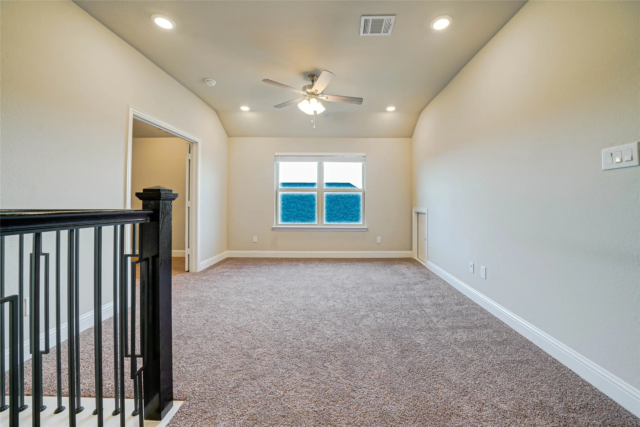 Single Family Residence For Rent in Rockwall County , 707 Gatecrest Drive, Fate, Texas 75087, 4 Bedroom, 3 Bathroom, 2 Garage spaces, 3,450 Sqft, built in 2023, mls#21390227, Real Estate Agent in Fate, Homes For Rent in Rockwall county, Homes For Rent in Fate, Realtor in Fate Texas, Real Estate Brokerage Independent Realty Texas, Luminita Cordes Realtor