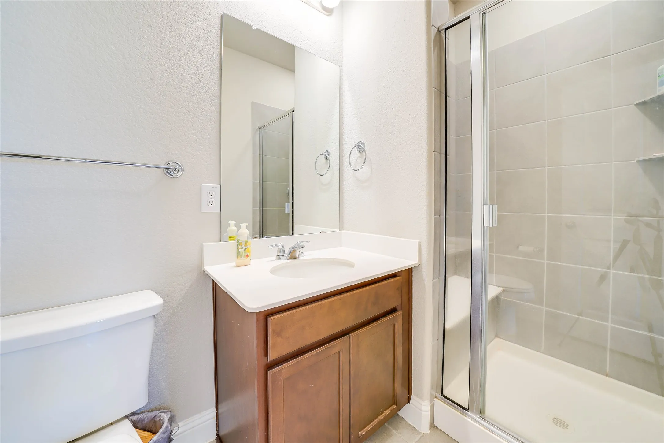 Single Family Residence For Rent in Rockwall County , 707 Gatecrest Drive, Fate, Texas 75087, 4 Bedroom, 3 Bathroom, 2 Garage spaces, 3,450 Sqft, built in 2023, mls#21390227, Real Estate Agent in Fate, Homes For Rent in Rockwall county, Homes For Rent in Fate, Realtor in Fate Texas, Real Estate Brokerage Independent Realty Texas, Luminita Cordes Realtor