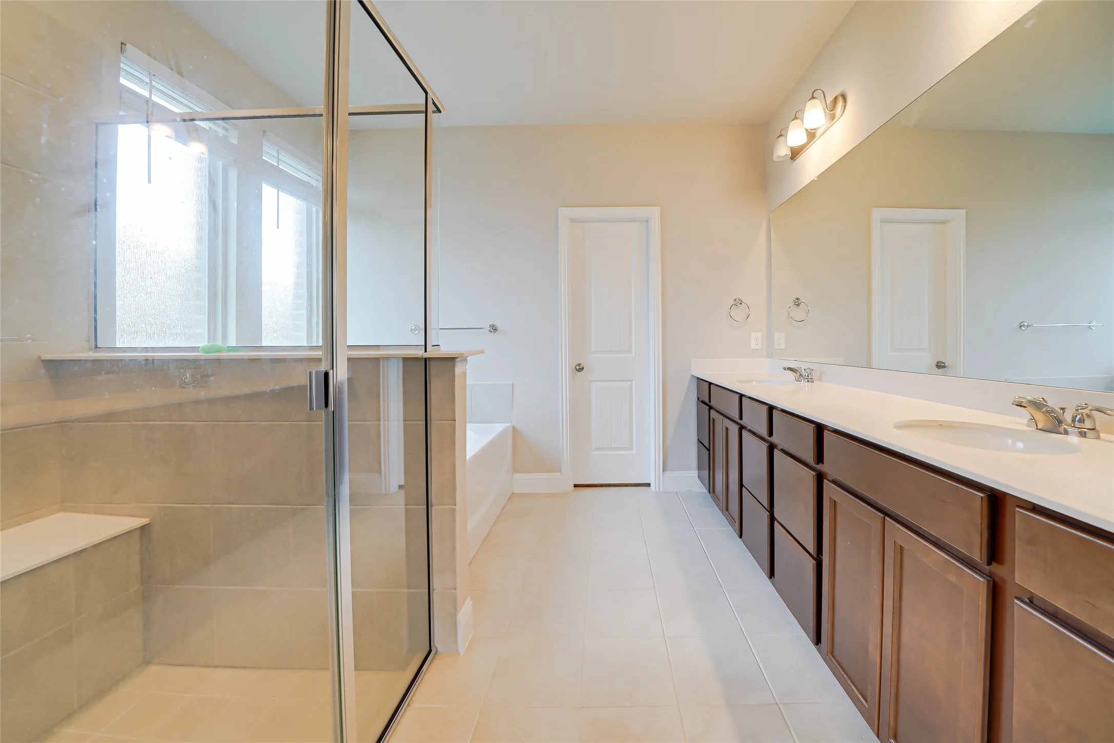 Single Family Residence For Rent in Rockwall County , 707 Gatecrest Drive, Fate, Texas 75087, 4 Bedroom, 3 Bathroom, 2 Garage spaces, 3,450 Sqft, built in 2023, mls#21390227, Real Estate Agent in Fate, Homes For Rent in Rockwall county, Homes For Rent in Fate, Realtor in Fate Texas, Real Estate Brokerage Independent Realty Texas, Luminita Cordes Realtor