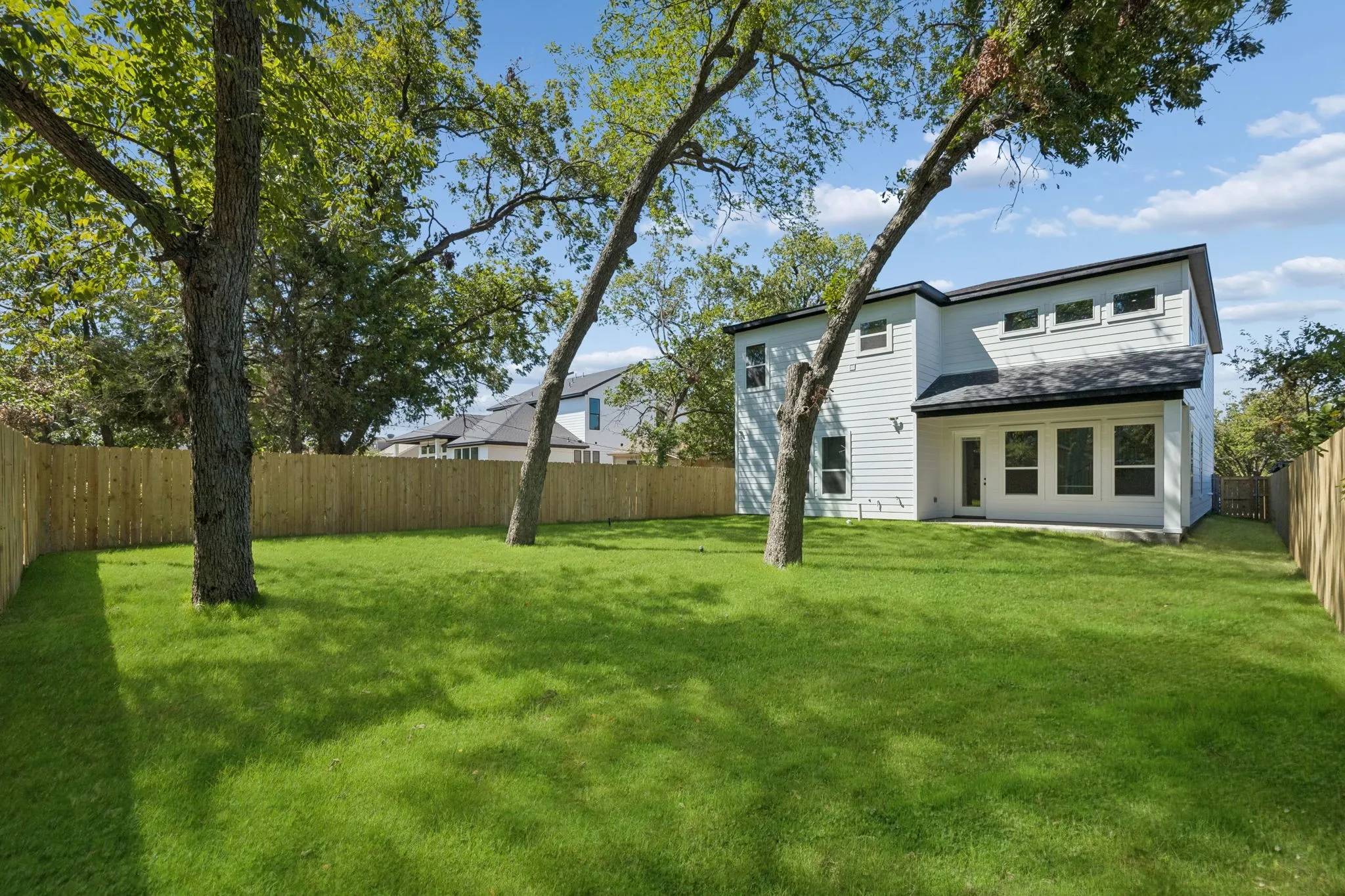 Single Family Residence For Sale in Dallas County , 1822 S Marsalis Avenue, Dallas, Texas 75216, 4 Bedroom, 3 Bathroom, 2 Garage spaces, 2,450 Sqft, built in 2026, mls#21390254, Real Estate Agent in Dallas, Homes For Sale in Dallas county, Homes For Sale in Dallas, Realtor in Dallas Texas, Real Estate Brokerage Independent Realty Texas, Luminita Cordes Realtor