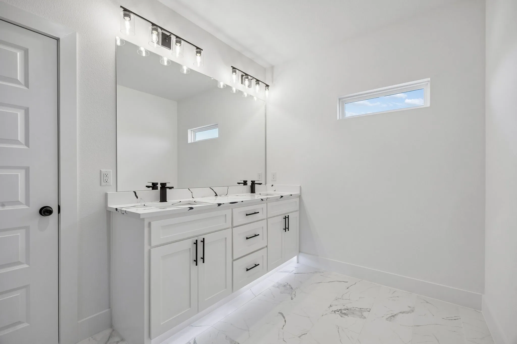 Single Family Residence For Sale in Dallas County , 1822 S Marsalis Avenue, Dallas, Texas 75216, 4 Bedroom, 3 Bathroom, 2 Garage spaces, 2,450 Sqft, built in 2026, mls#21390254, Real Estate Agent in Dallas, Homes For Sale in Dallas county, Homes For Sale in Dallas, Realtor in Dallas Texas, Real Estate Brokerage Independent Realty Texas, Luminita Cordes Realtor