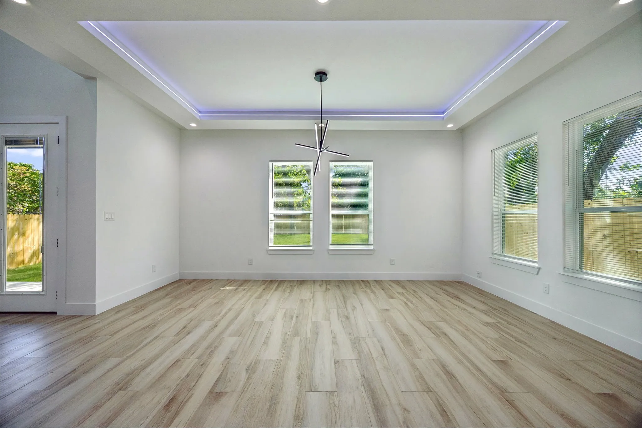 Single Family Residence For Sale in Dallas County , 1822 S Marsalis Avenue, Dallas, Texas 75216, 4 Bedroom, 3 Bathroom, 2 Garage spaces, 2,450 Sqft, built in 2026, mls#21390254, Real Estate Agent in Dallas, Homes For Sale in Dallas county, Homes For Sale in Dallas, Realtor in Dallas Texas, Real Estate Brokerage Independent Realty Texas, Luminita Cordes Realtor