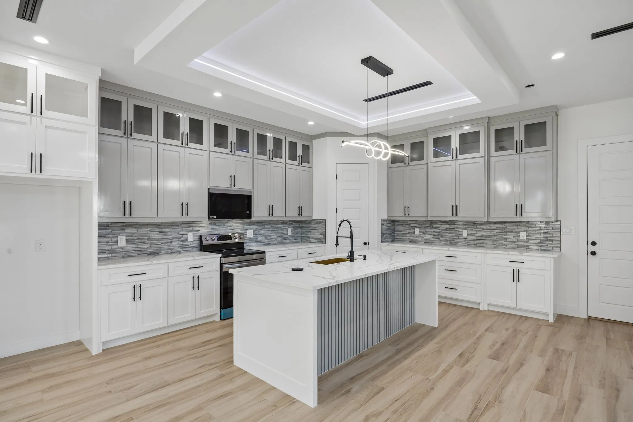 Single Family Residence For Sale in Dallas County , 1822 S Marsalis Avenue, Dallas, Texas 75216, 4 Bedroom, 3 Bathroom, 2 Garage spaces, 2,450 Sqft, built in 2026, mls#21390254, Real Estate Agent in Dallas, Homes For Sale in Dallas county, Homes For Sale in Dallas, Realtor in Dallas Texas, Real Estate Brokerage Independent Realty Texas, Luminita Cordes Realtor