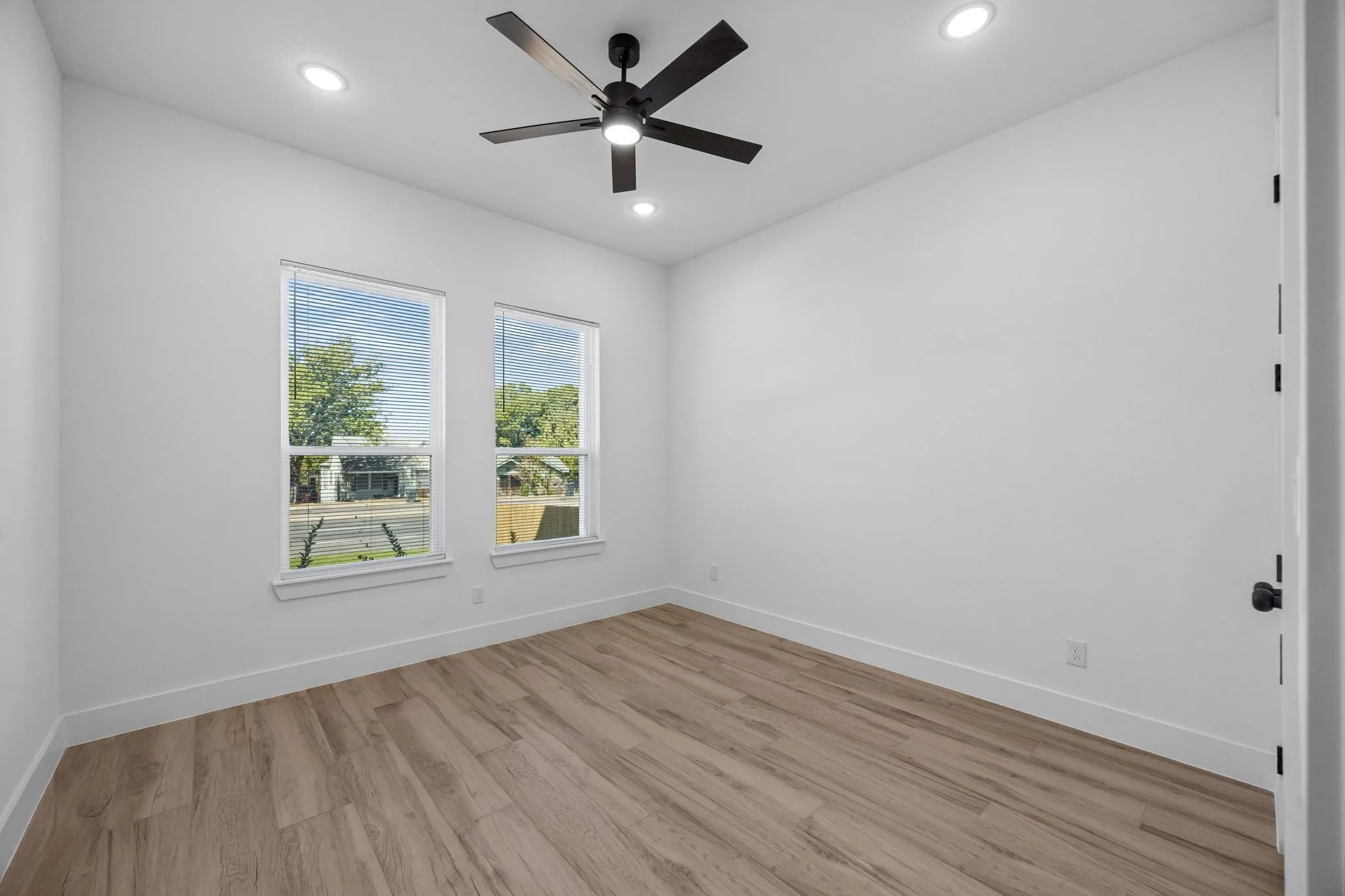 Single Family Residence For Sale in Dallas County , 1822 S Marsalis Avenue, Dallas, Texas 75216, 4 Bedroom, 3 Bathroom, 2 Garage spaces, 2,450 Sqft, built in 2026, mls#21390254, Real Estate Agent in Dallas, Homes For Sale in Dallas county, Homes For Sale in Dallas, Realtor in Dallas Texas, Real Estate Brokerage Independent Realty Texas, Luminita Cordes Realtor