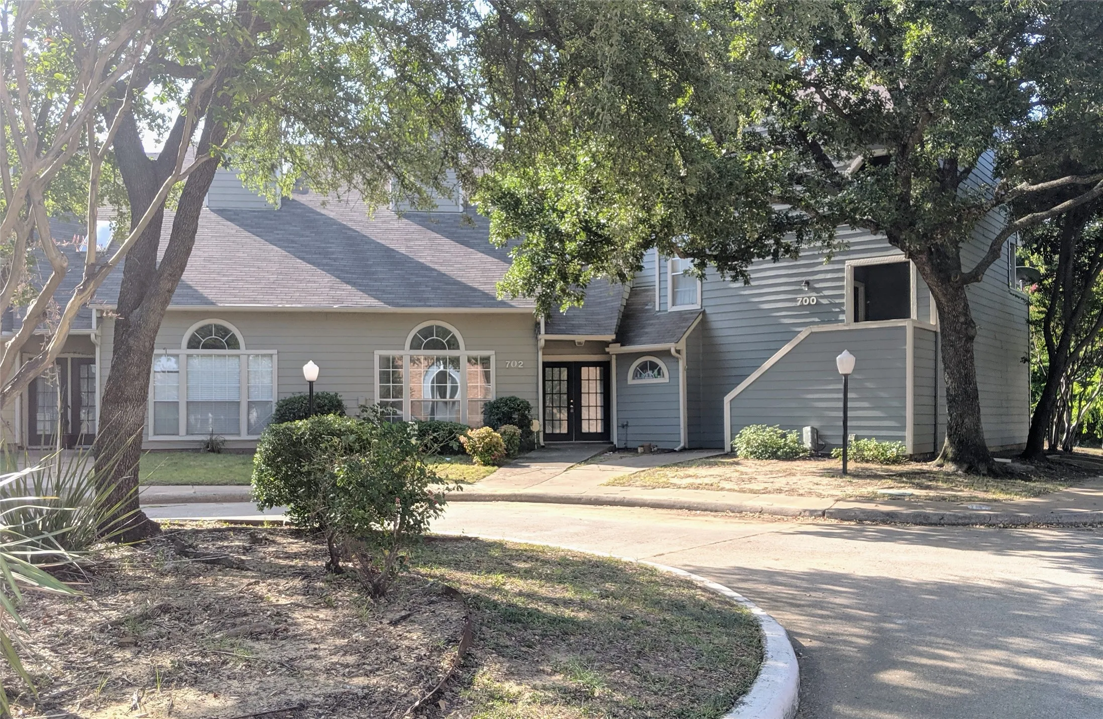 Townhouse For Rent