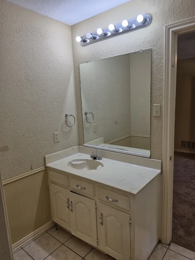 Single Family Residence For Sale in Collin County , 2308 Cliffside Drive, Plano, Texas 75023, 4 Bedroom, 3 Bathroom, 2 Garage spaces, 2,376 Sqft, built in 1979, mls#21390272, Real Estate Agent in Plano, Homes For Sale in Collin county, Homes For Sale in Plano, Realtor in Plano Texas, Real Estate Brokerage Independent Realty Texas, Luminita Cordes Realtor