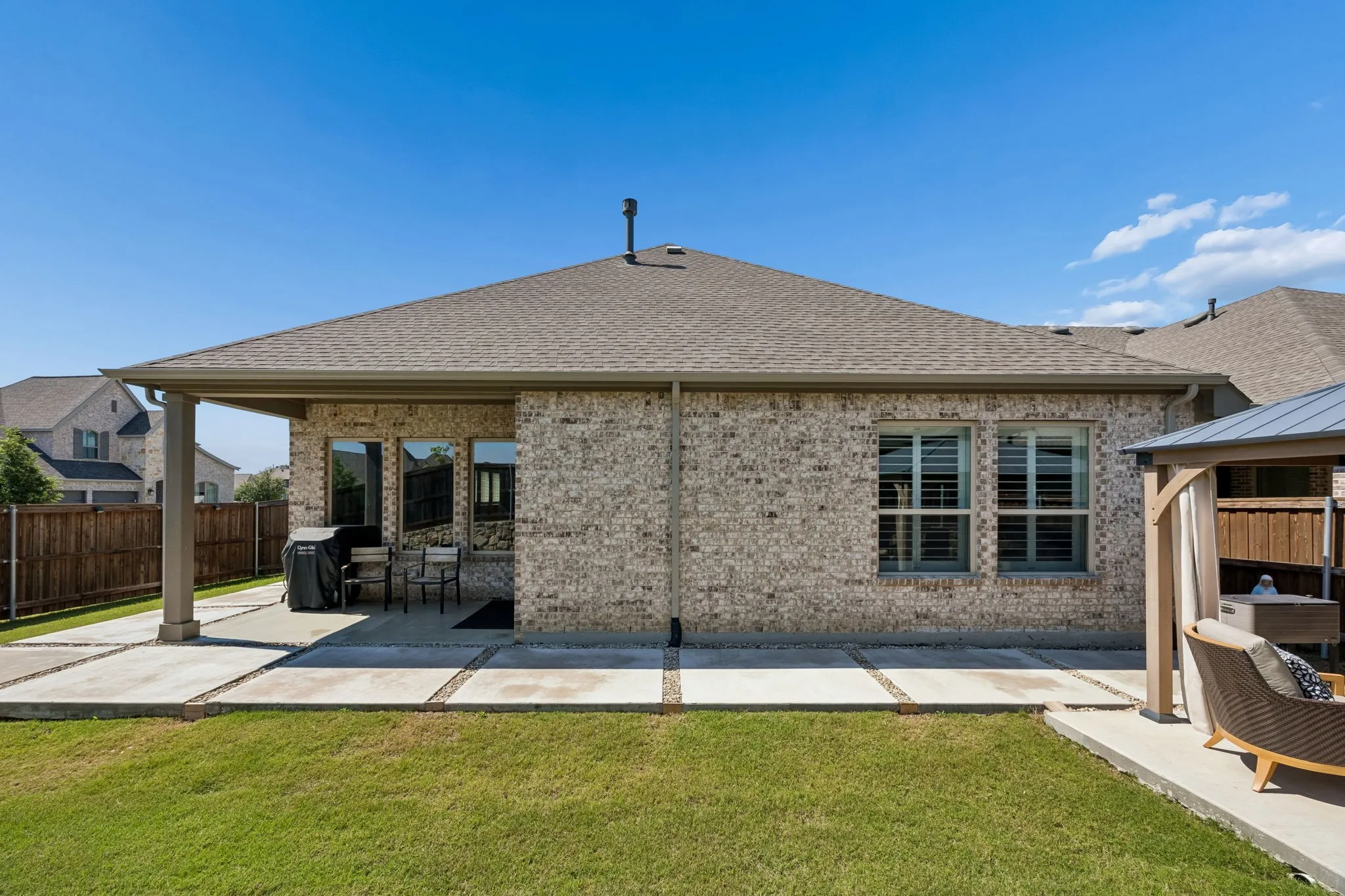 Single Family Residence For Sale in Denton County , 360 Foxthorne Way, Little Elm, Texas 75068, 3 Bedroom, 2 Bathroom, 2 Garage spaces, 2,200 Sqft, built in 2022, mls#21380638, Real Estate Agent in Little Elm, Homes For Sale in Denton county, Homes For Sale in Little Elm, Realtor in Little Elm Texas, Real Estate Brokerage Independent Realty Texas, Luminita Cordes Realtor