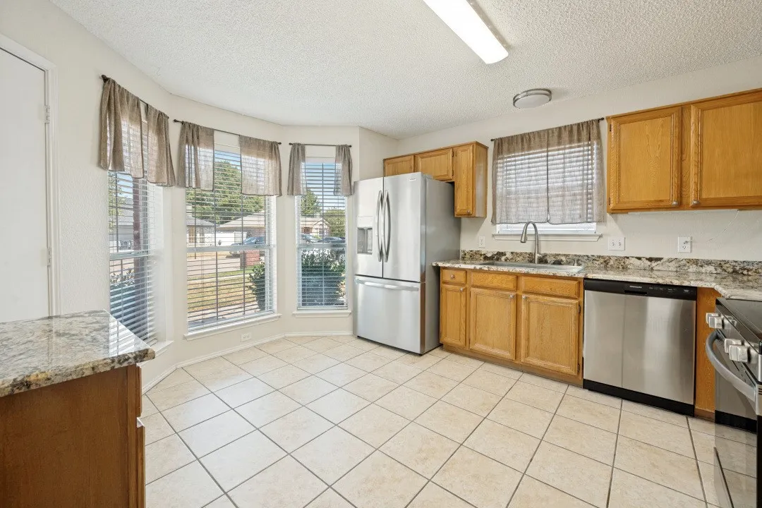 Single Family Residence For Rent in Tarrant County , 3625 Garden Springs Drive, Fort Worth, Texas 76123, 3 Bedroom, 2 Bathroom, 2 Garage spaces, 1,345 Sqft, built in 1994, mls#21386156, Real Estate Agent in Fort Worth, Homes For Rent in Tarrant county, Homes For Rent in Fort Worth, Realtor in Fort Worth Texas, Real Estate Brokerage Independent Realty Texas, Luminita Cordes Realtor