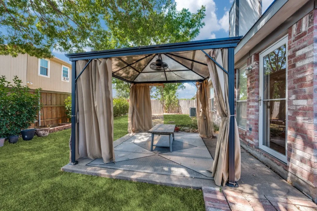 Single Family Residence For Rent in Tarrant County , 3625 Garden Springs Drive, Fort Worth, Texas 76123, 3 Bedroom, 2 Bathroom, 2 Garage spaces, 1,345 Sqft, built in 1994, mls#21386156, Real Estate Agent in Fort Worth, Homes For Rent in Tarrant county, Homes For Rent in Fort Worth, Realtor in Fort Worth Texas, Real Estate Brokerage Independent Realty Texas, Luminita Cordes Realtor