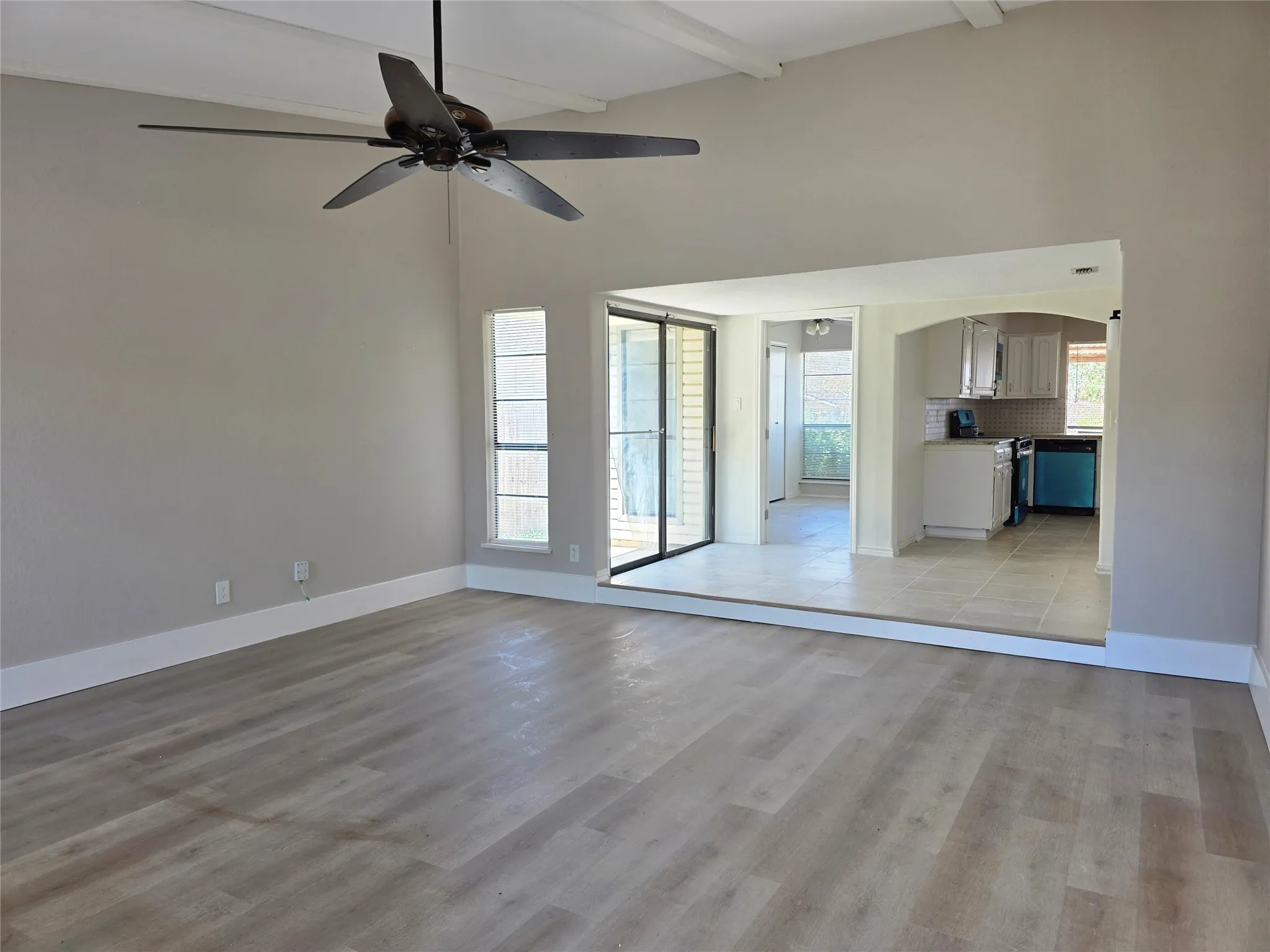 Single Family Residence For Rent in Denton County , 5148 Reed Drive, The Colony, Texas 75056, 4 Bedroom, 2 Bathroom, 2 Garage spaces, 1,881 Sqft, built in 1978, mls#21365083, Real Estate Agent in The Colony, Homes For Rent in Denton county, Homes For Rent in The Colony, Realtor in The Colony Texas, Real Estate Brokerage Independent Realty Texas, Luminita Cordes Realtor