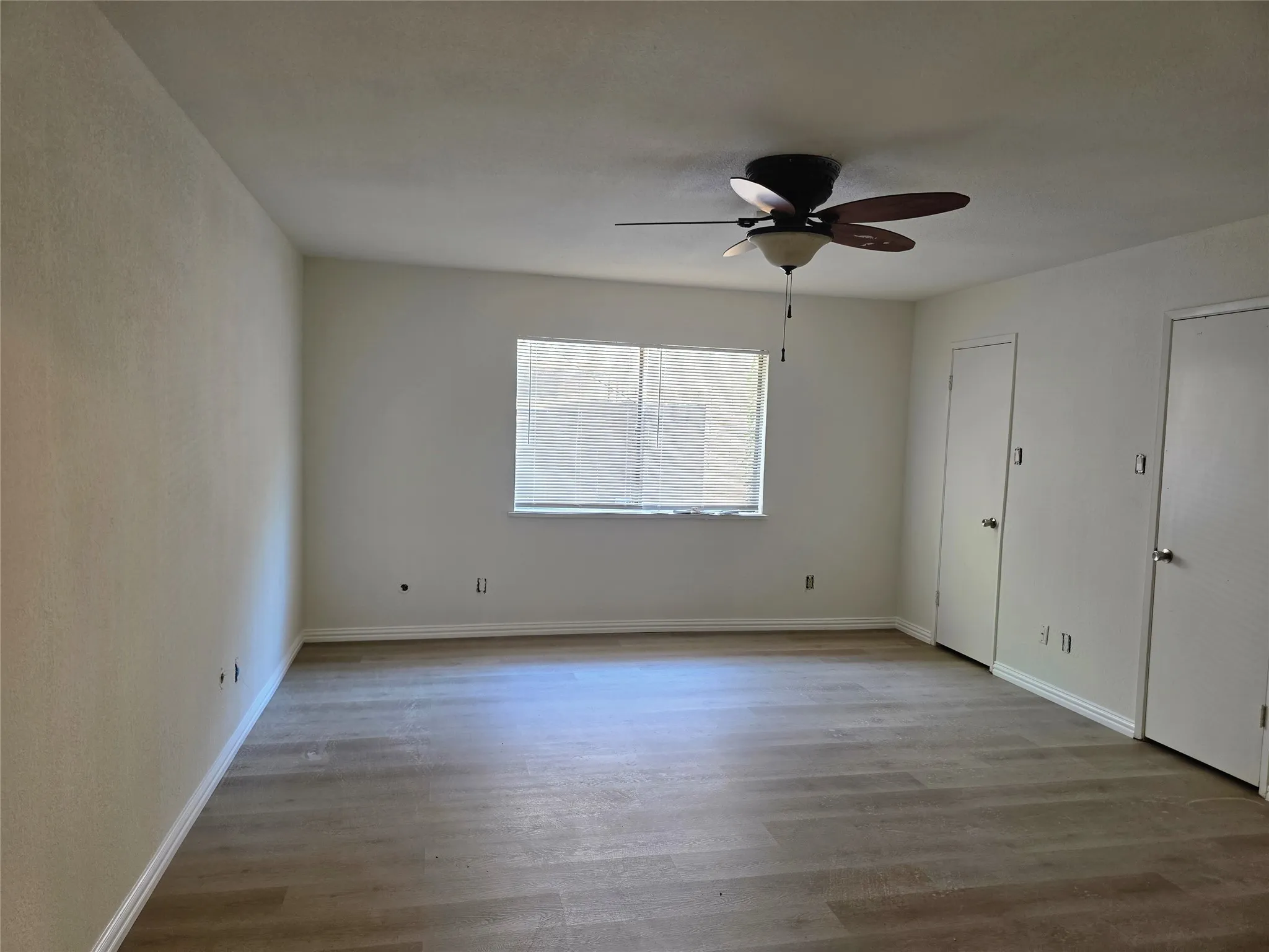 Single Family Residence For Rent in Denton County , 5148 Reed Drive, The Colony, Texas 75056, 4 Bedroom, 2 Bathroom, 2 Garage spaces, 1,881 Sqft, built in 1978, mls#21365083, Real Estate Agent in The Colony, Homes For Rent in Denton county, Homes For Rent in The Colony, Realtor in The Colony Texas, Real Estate Brokerage Independent Realty Texas, Luminita Cordes Realtor
