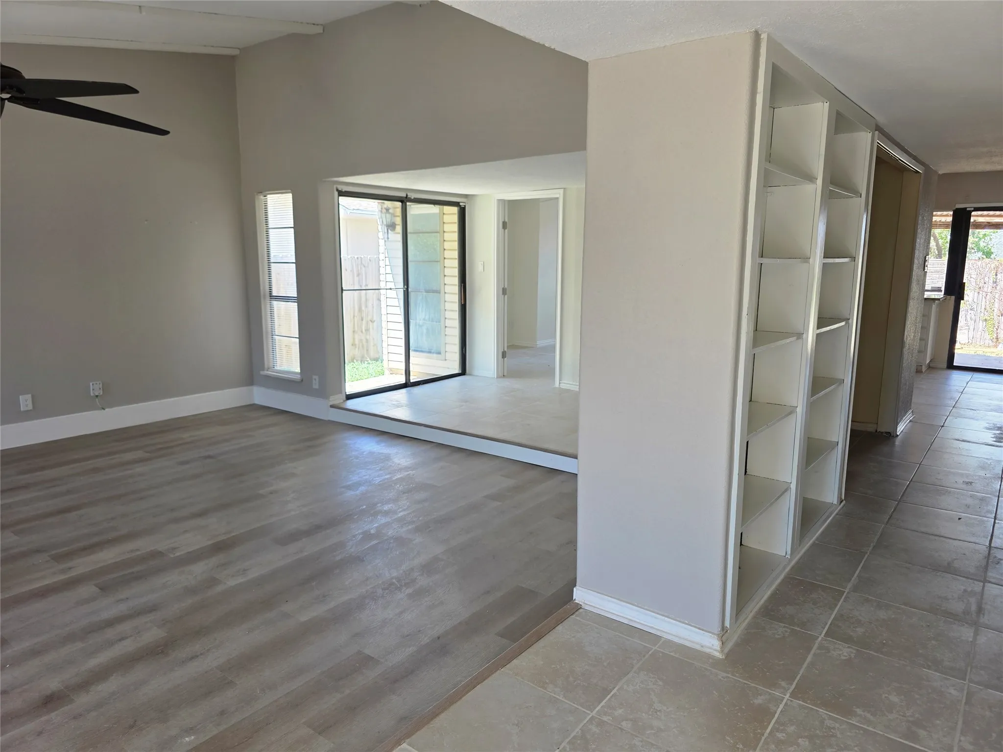 Single Family Residence For Rent in Denton County , 5148 Reed Drive, The Colony, Texas 75056, 4 Bedroom, 2 Bathroom, 2 Garage spaces, 1,881 Sqft, built in 1978, mls#21365083, Real Estate Agent in The Colony, Homes For Rent in Denton county, Homes For Rent in The Colony, Realtor in The Colony Texas, Real Estate Brokerage Independent Realty Texas, Luminita Cordes Realtor