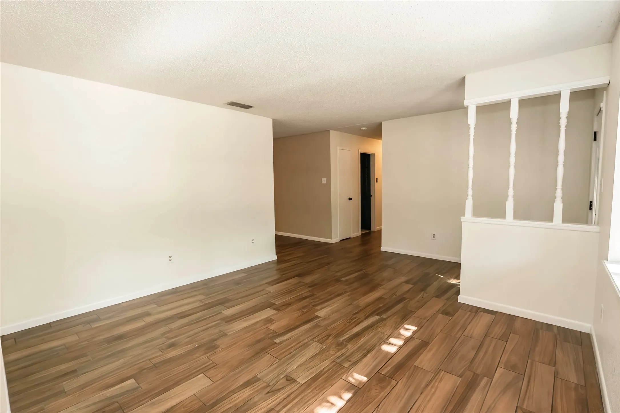 Single Family Residence For Sale in Montague County , 130 Acoma Drive, Nocona, Texas 76255, 3 Bedroom, 2 Bathroom, 2 Garage spaces, 1,819 Sqft, built in 1986, mls#21390258, Real Estate Agent in Nocona, Homes For Sale in Montague county, Homes For Sale in Nocona, Realtor in Nocona Texas, Real Estate Brokerage Independent Realty Texas, Luminita Cordes Realtor