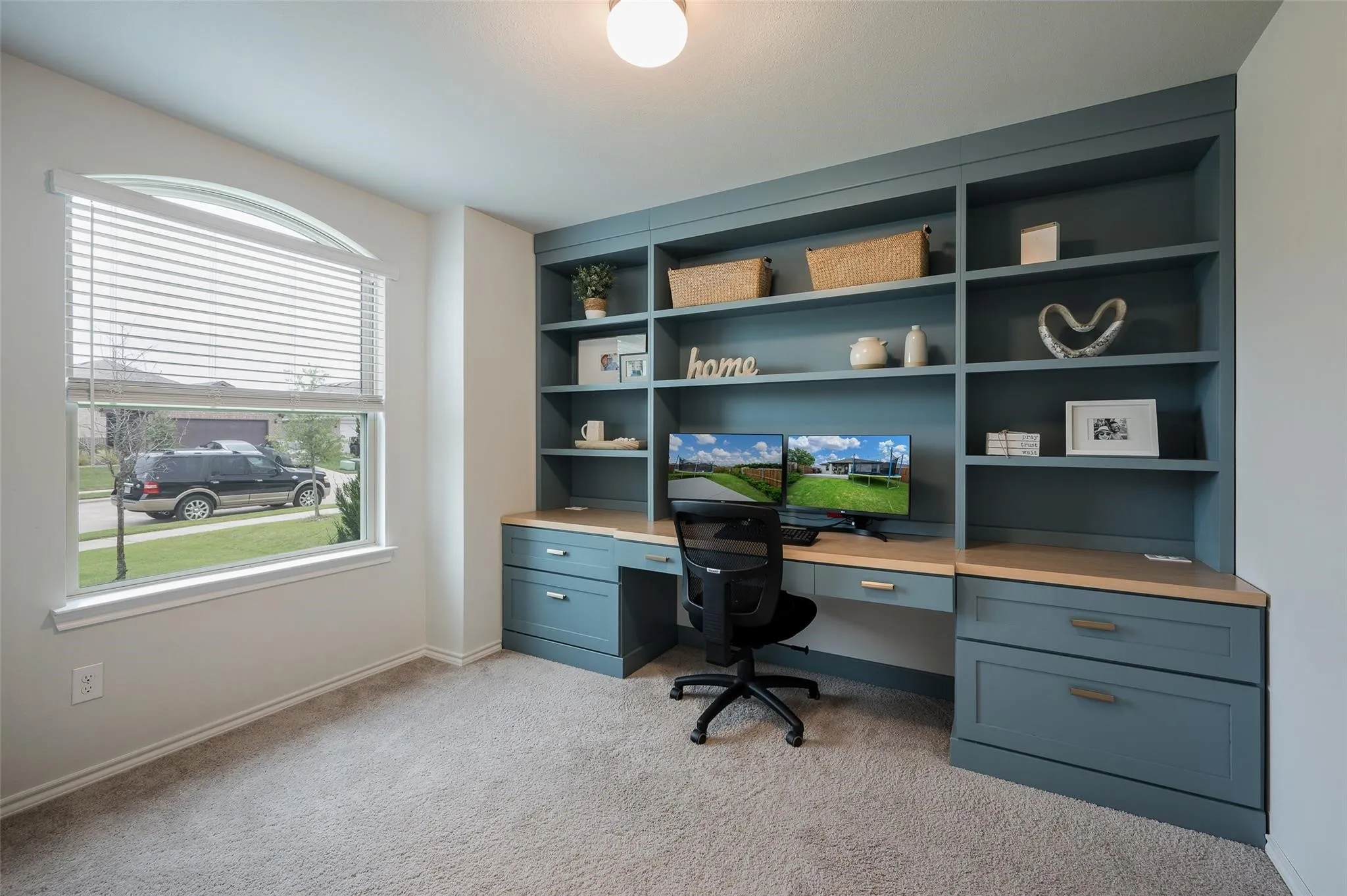 Single Family Residence For Rent in Collin County , 3802 Dogwood Road, Melissa, Texas 75454, 4 Bedroom, 2 Bathroom, 2 Garage spaces, 1,937 Sqft, built in 2020, mls#21390288, Real Estate Agent in Melissa, Homes For Rent in Collin county, Homes For Rent in Melissa, Realtor in Melissa Texas, Real Estate Brokerage Independent Realty Texas, Luminita Cordes Realtor