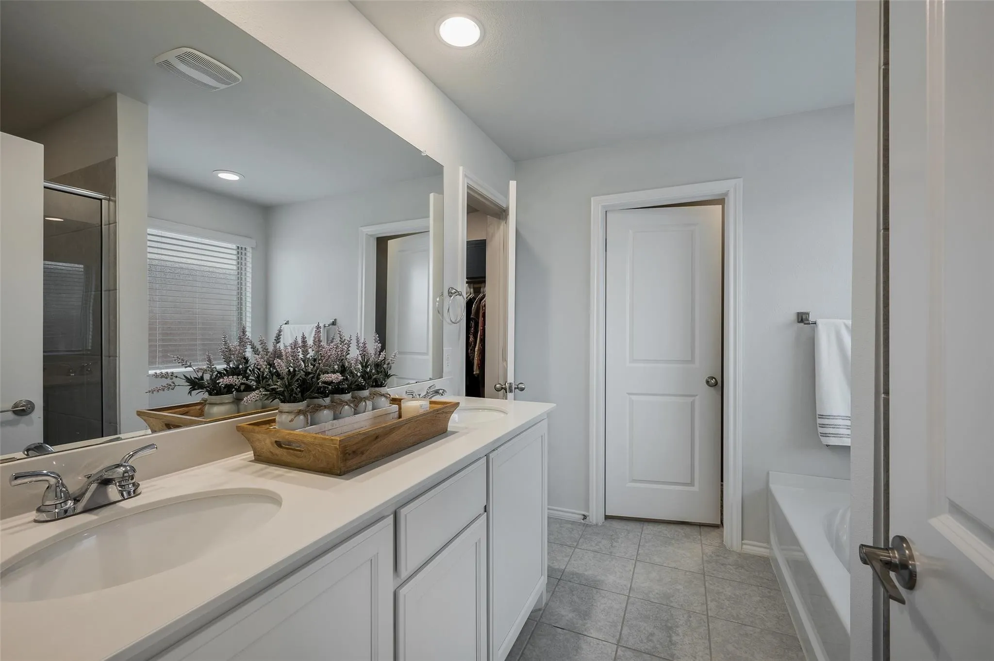 Single Family Residence For Rent in Collin County , 3802 Dogwood Road, Melissa, Texas 75454, 4 Bedroom, 2 Bathroom, 2 Garage spaces, 1,937 Sqft, built in 2020, mls#21390288, Real Estate Agent in Melissa, Homes For Rent in Collin county, Homes For Rent in Melissa, Realtor in Melissa Texas, Real Estate Brokerage Independent Realty Texas, Luminita Cordes Realtor