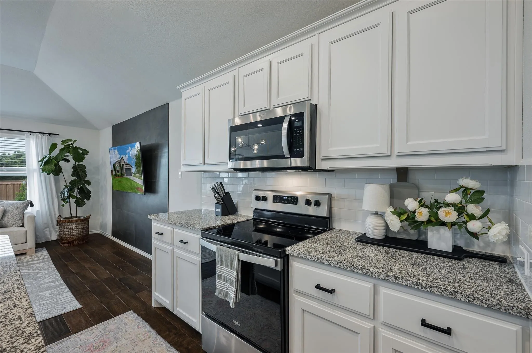 Single Family Residence For Rent in Collin County , 3802 Dogwood Road, Melissa, Texas 75454, 4 Bedroom, 2 Bathroom, 2 Garage spaces, 1,937 Sqft, built in 2020, mls#21390288, Real Estate Agent in Melissa, Homes For Rent in Collin county, Homes For Rent in Melissa, Realtor in Melissa Texas, Real Estate Brokerage Independent Realty Texas, Luminita Cordes Realtor